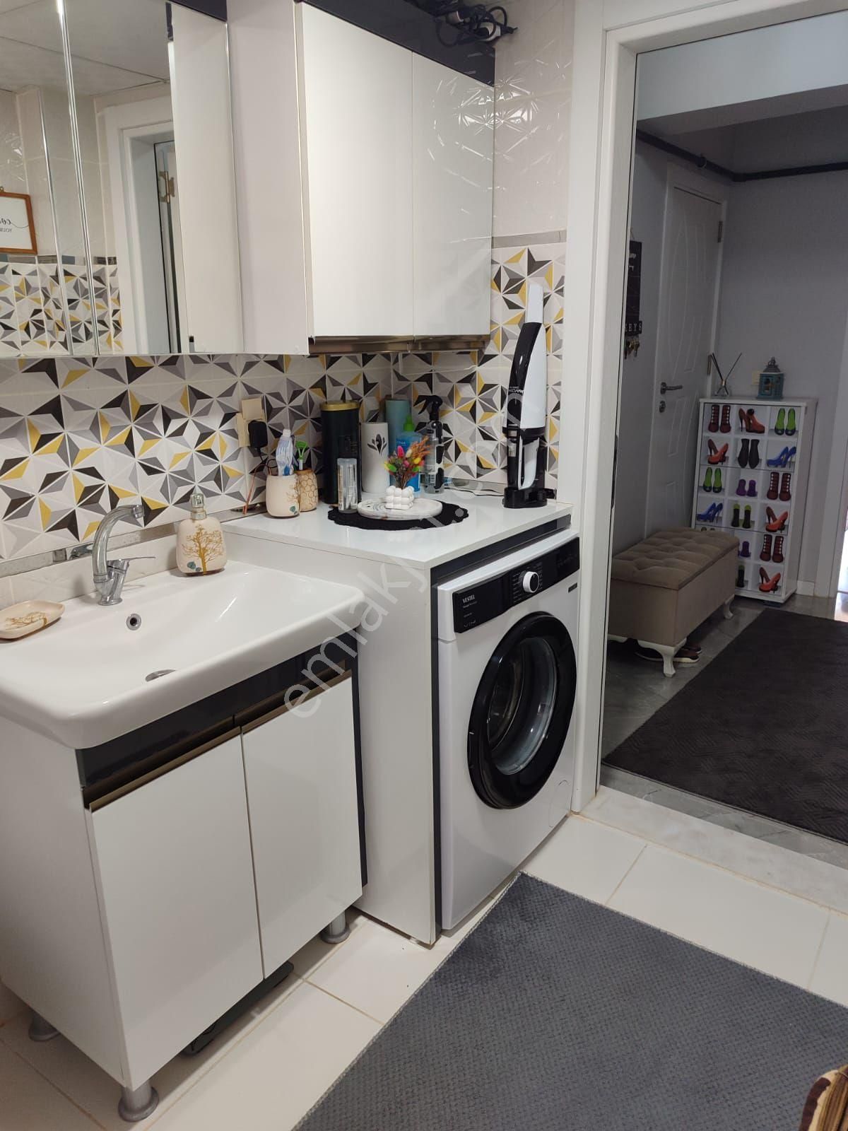Guvenli Site İcinde Ara Kat 3+1 135 M2 Satılık Daire - Görsel 12