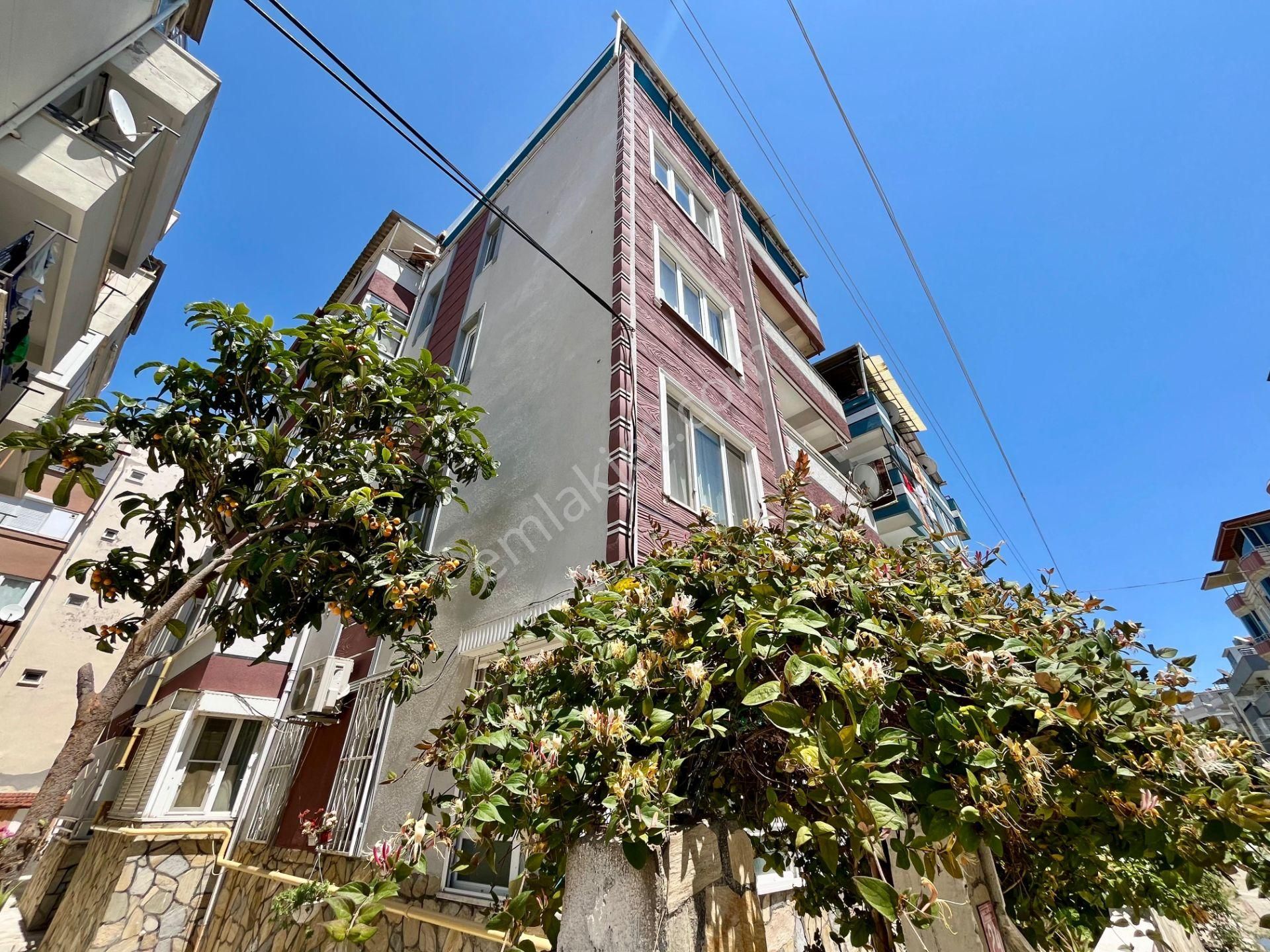 Akçay Sezgin Emlaktan Denize Yakın & Ayrı Mutfak Satılık 2+1 Daire