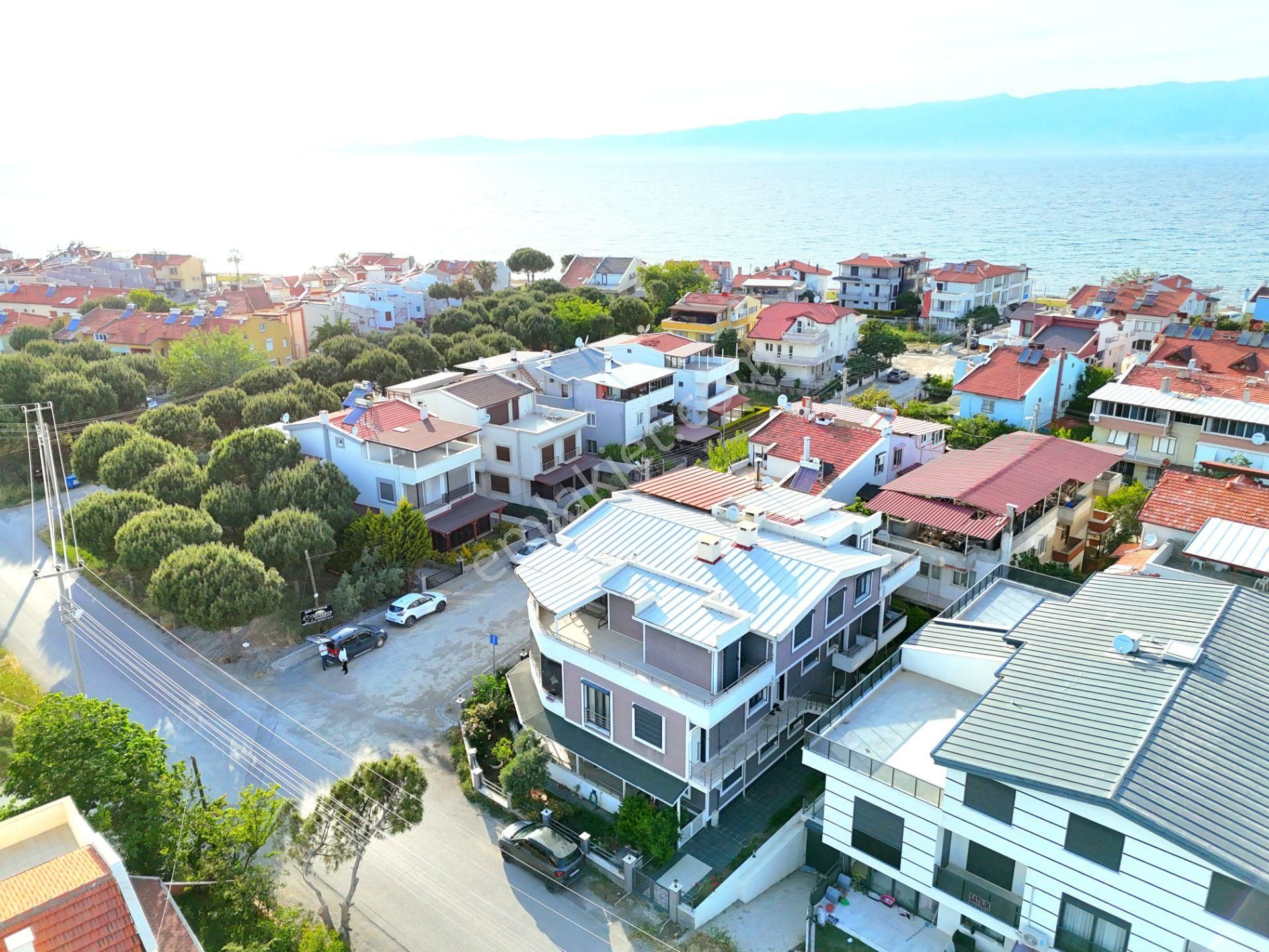 Vahdet'ten İskele'de Tek Yetkili Süper Konum Muhteşem 3+1 Daire
