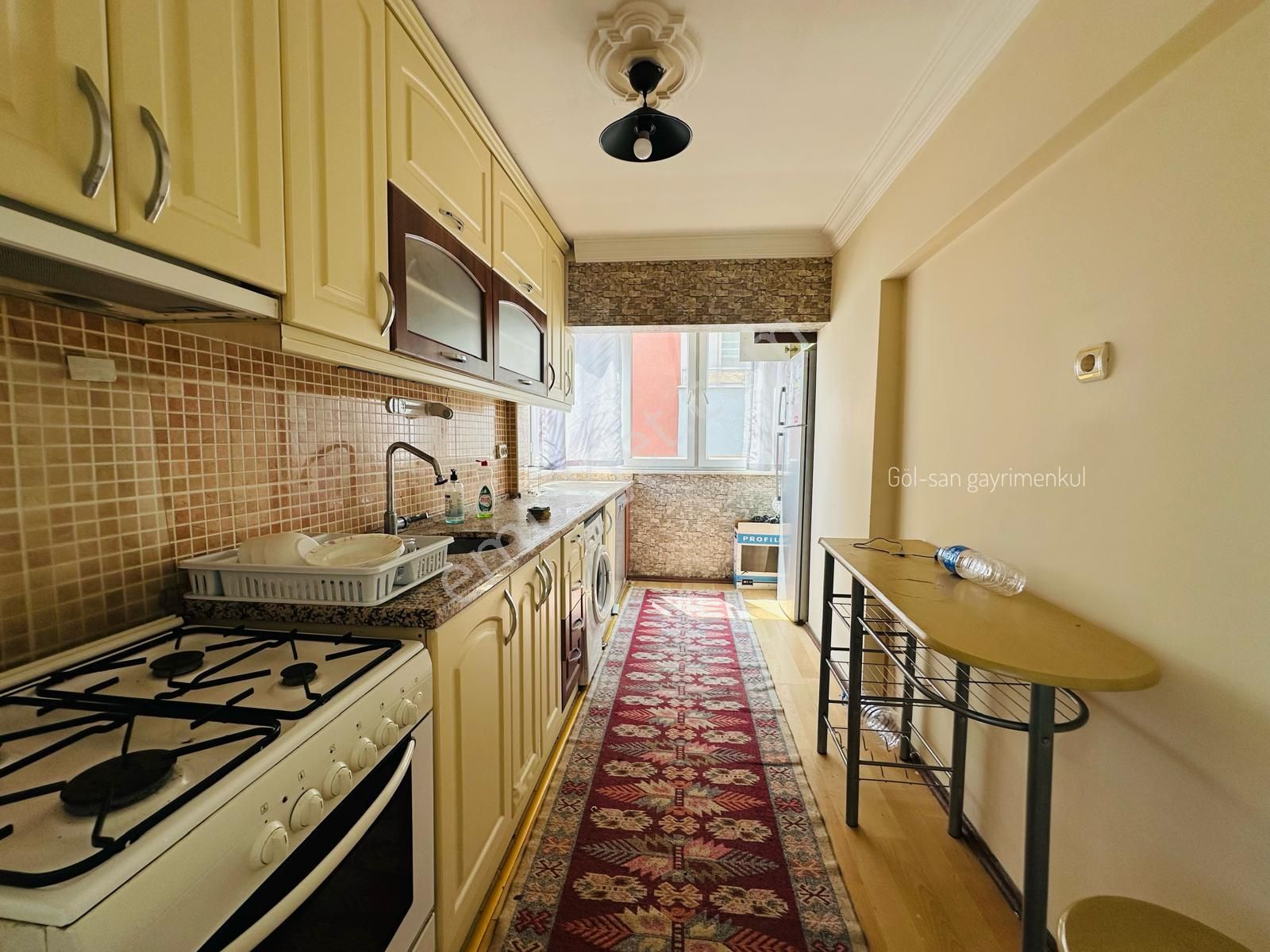🏡 Göl-san Gayrimenkul’den 🏡 Ordu Caddesi Üzerinde 2+1 100 M2 Satılık Daire