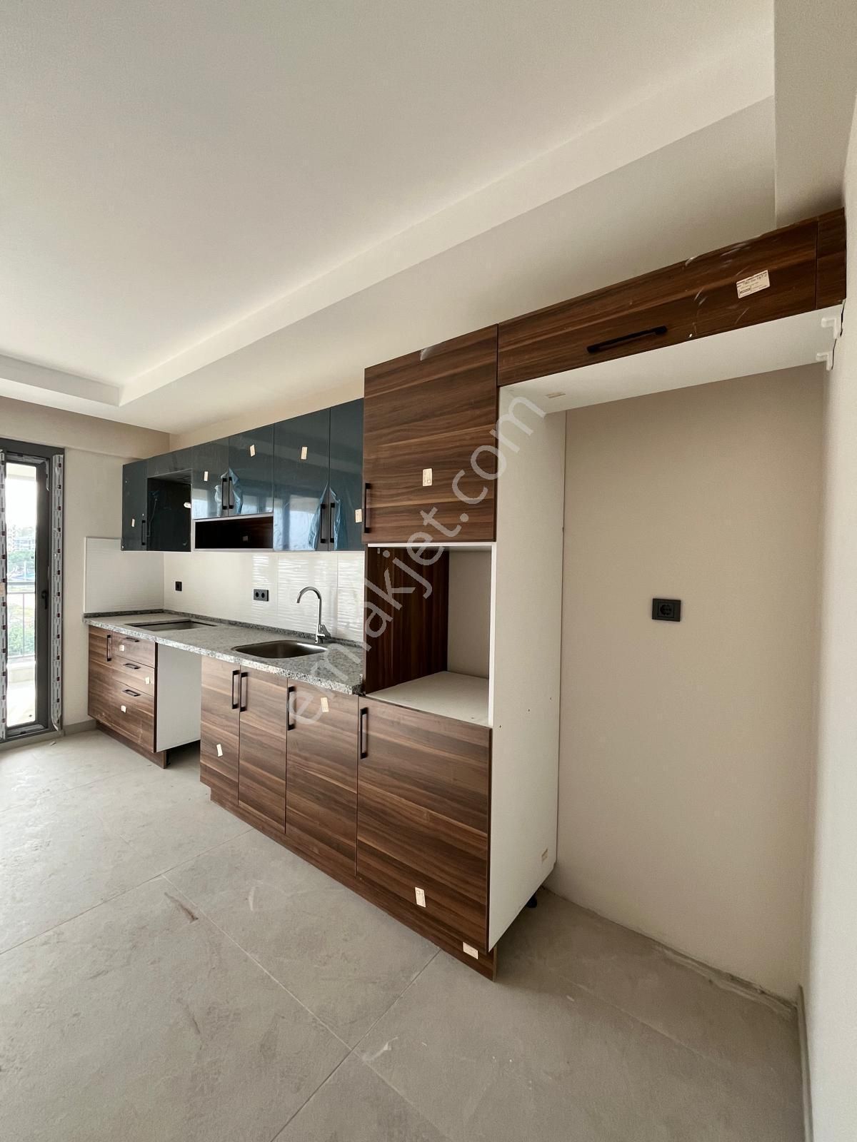 🏡 Göl-san Gayrimenkul’den 🏡 Yıldıztepe Mah. 3+1 150 M2 Yerden Isıtmalı Sıfır Satılık Daire