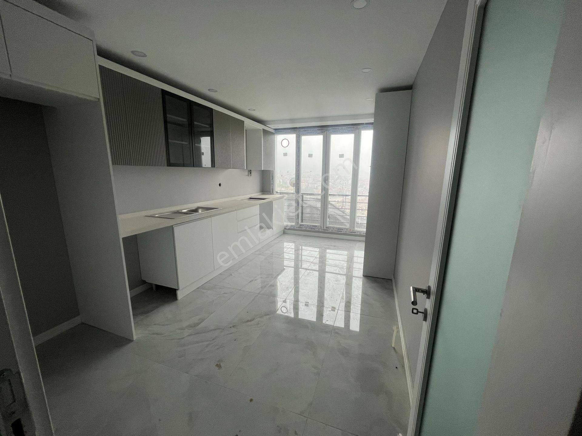 Büyükçekmece Fatih Mah Ultra Lüx Sitede Deniz Manzaralı Sıfır 3+1 Satılık Daire - Görsel 6