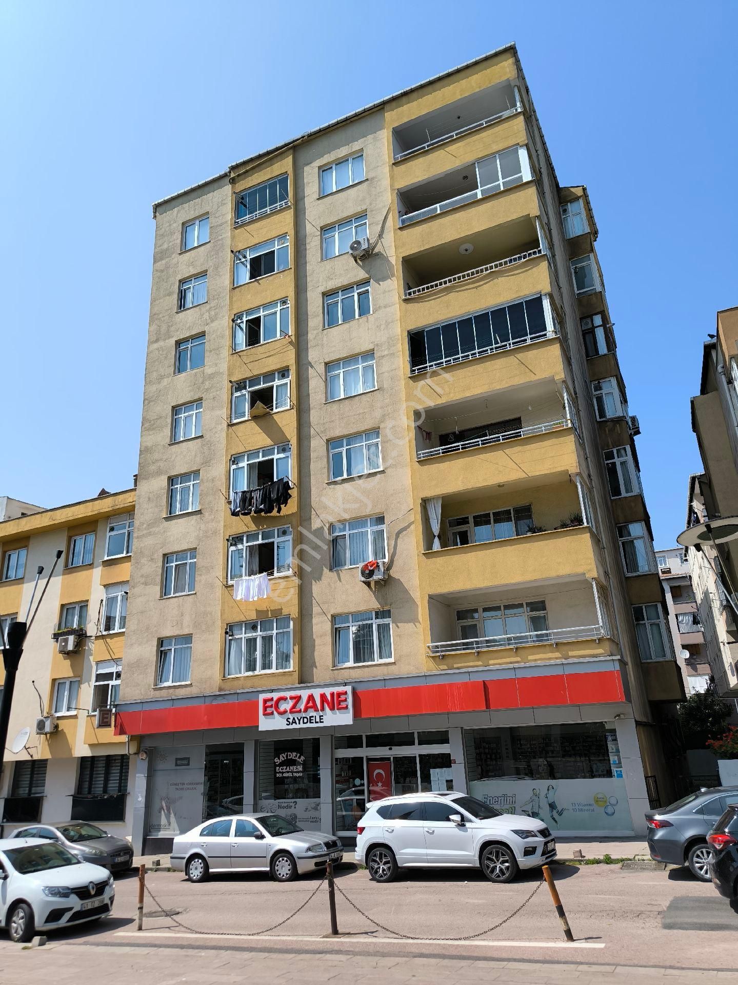 Pendik Fevziçakmak Mah De 2+1 Asansörlü 5ci Kat Arsa Tapulu 100m2 Satılık Daire