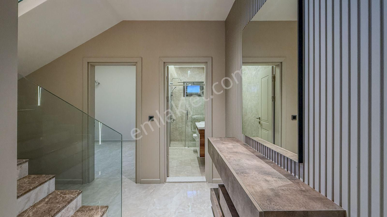 Avm-sahıle Yakın-özel Havuz/otopark-ultra Lüx-modern Mımarı-500 M2 Bahçe-akıllı Ev-tamamı Müstakil - Görsel 12