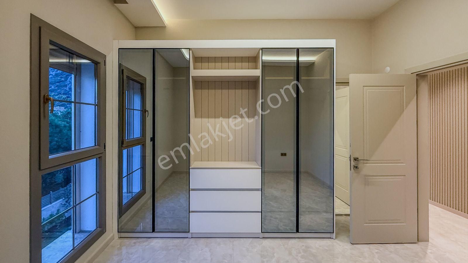 Avm-sahıle Yakın-özel Havuz/otopark-ultra Lüx-modern Mımarı-500 M2 Bahçe-akıllı Ev-tamamı Müstakil - Görsel 24