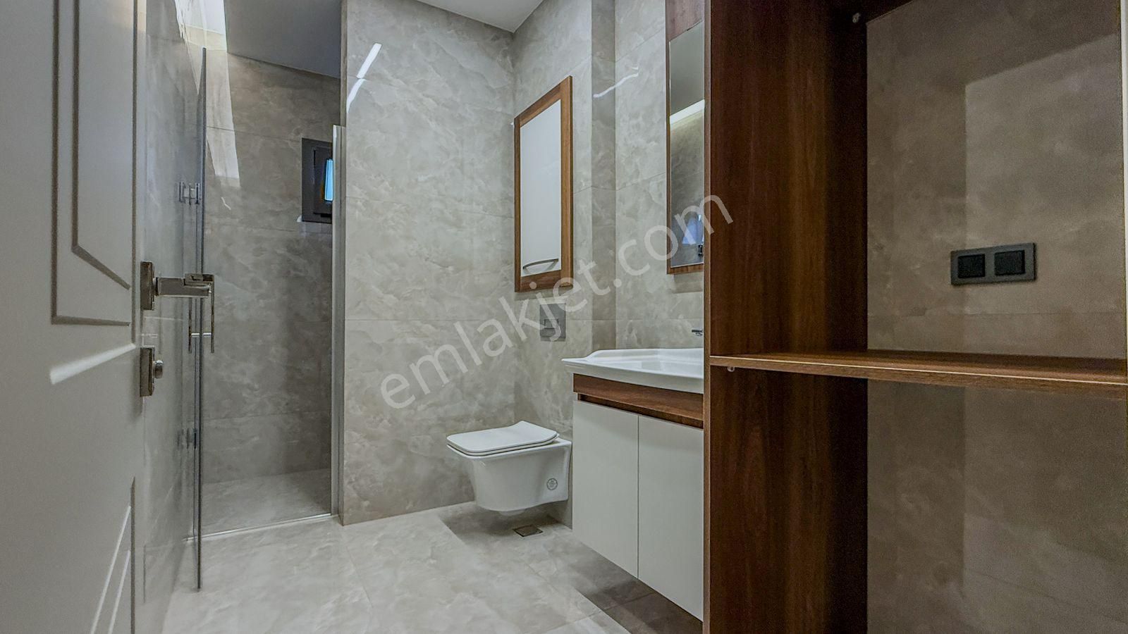 Avm-sahıle Yakın-özel Havuz/otopark-ultra Lüx-modern Mımarı-500 M2 Bahçe-akıllı Ev-tamamı Müstakil - Görsel 35