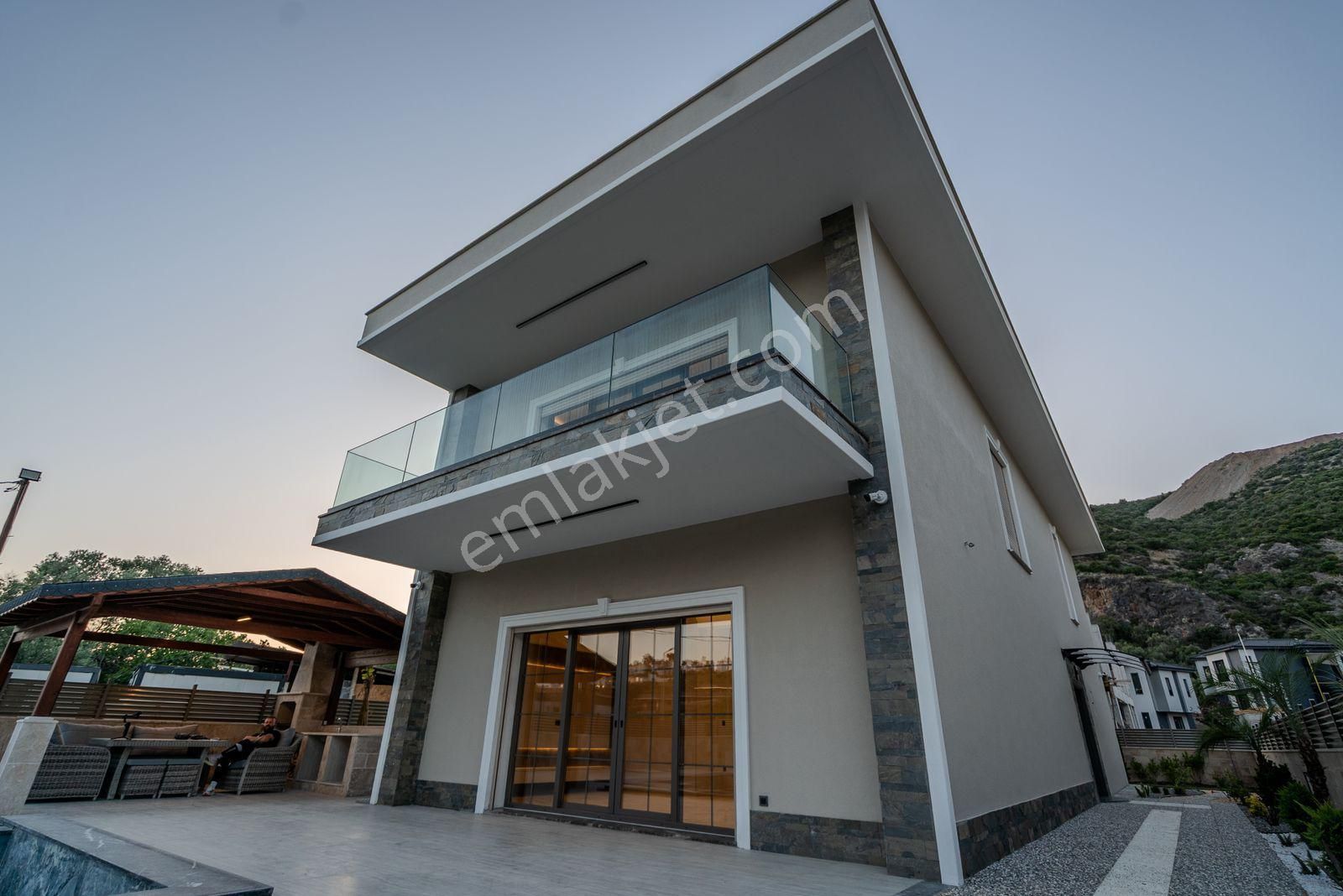 Avm-sahıle Yakın-özel Havuz/otopark-ultra Lüx-modern Mımarı-500 M2 Bahçe-akıllı Ev-tamamı Müstakil - Görsel 6