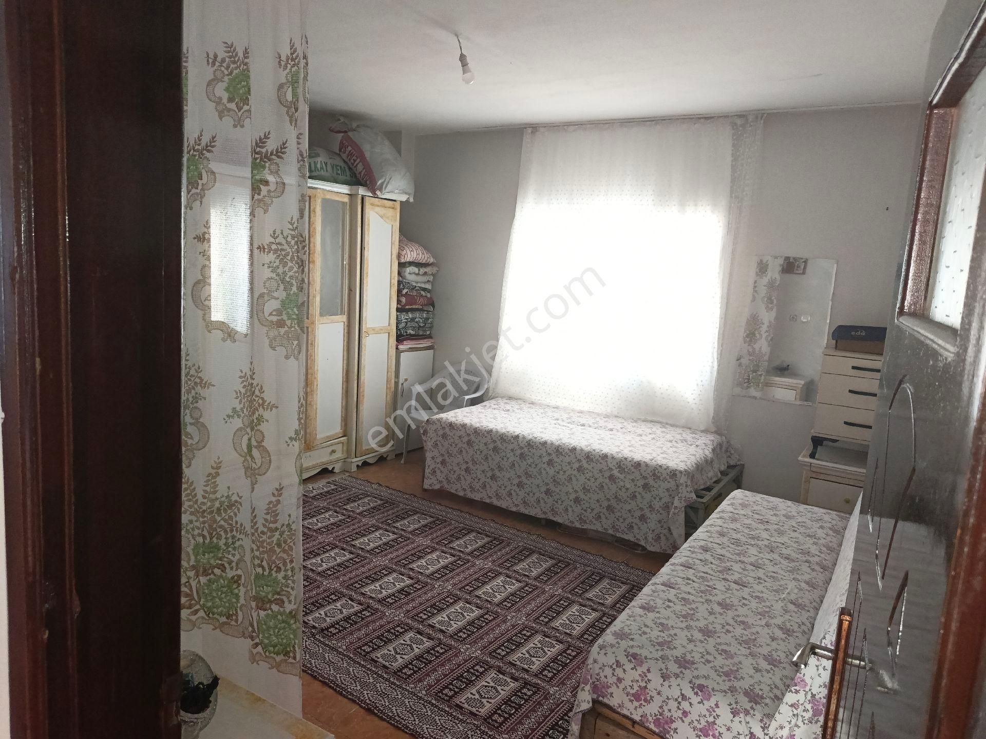 İşbilirden Küçük Dikili Koza Mahallesinde 2 Katli Müstakil Ev - Görsel 19