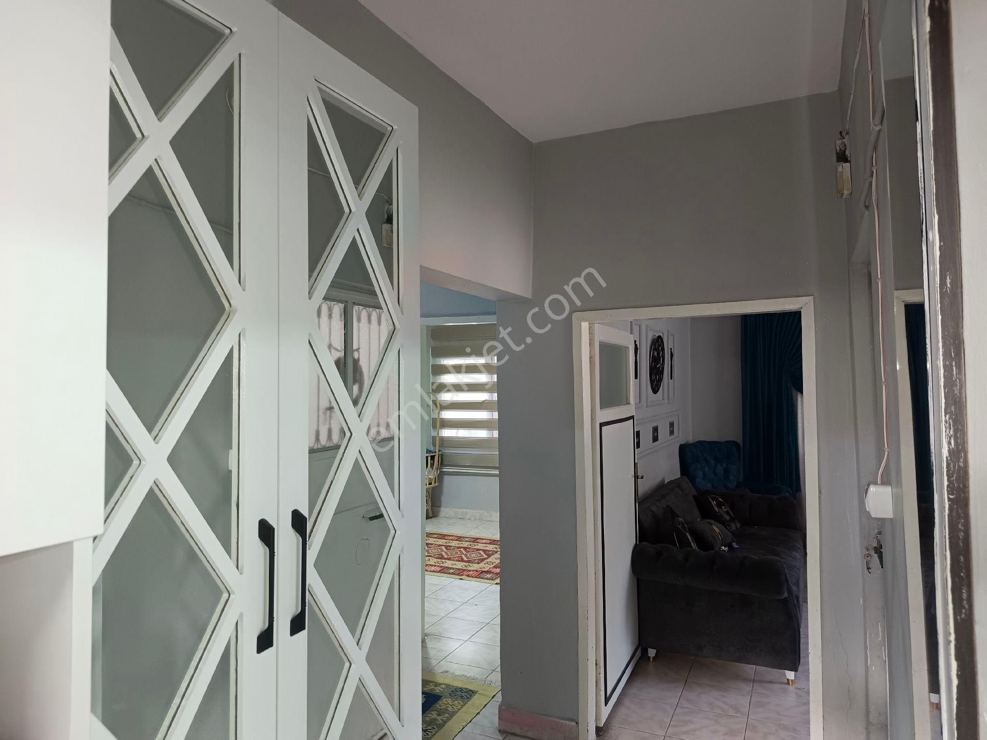 İşbilirden Küçük Dikili Koza Mahallesinde 2 Katli Müstakil Ev - Görsel 2