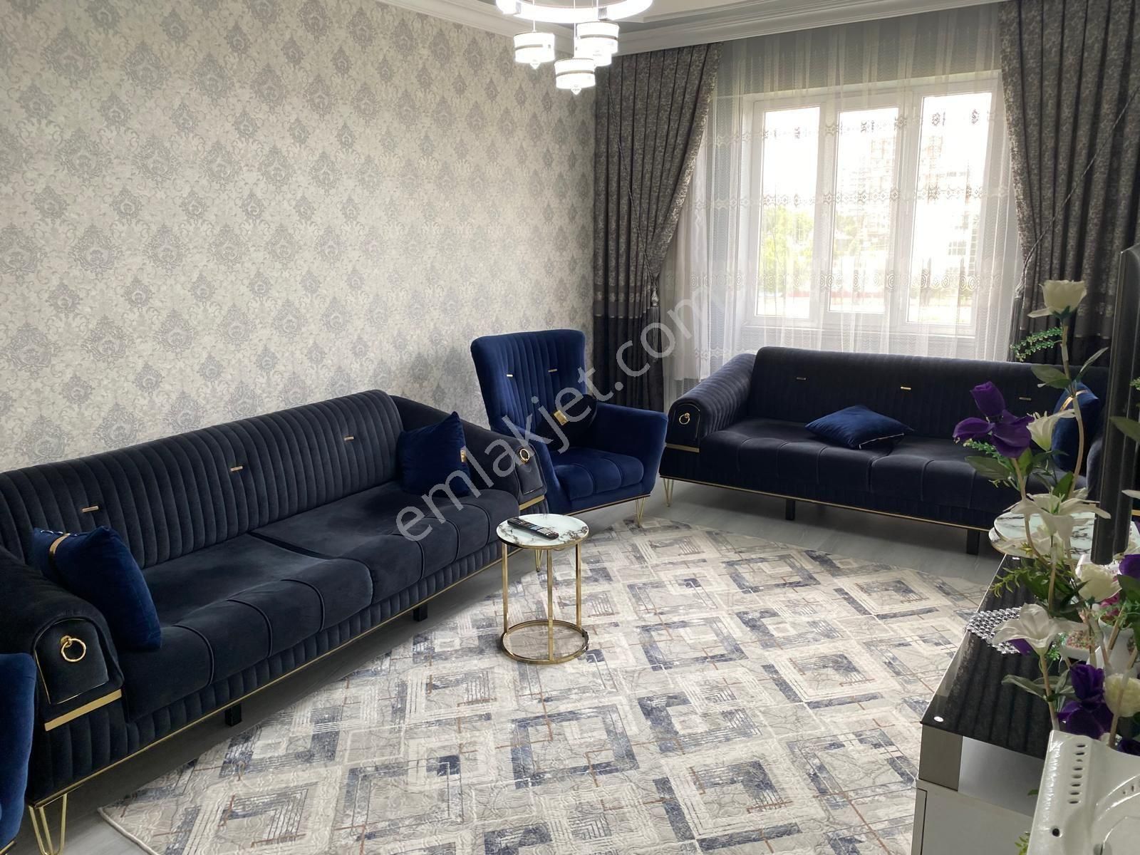Ceylan Avm Civarında Satılık 3+1 Daire