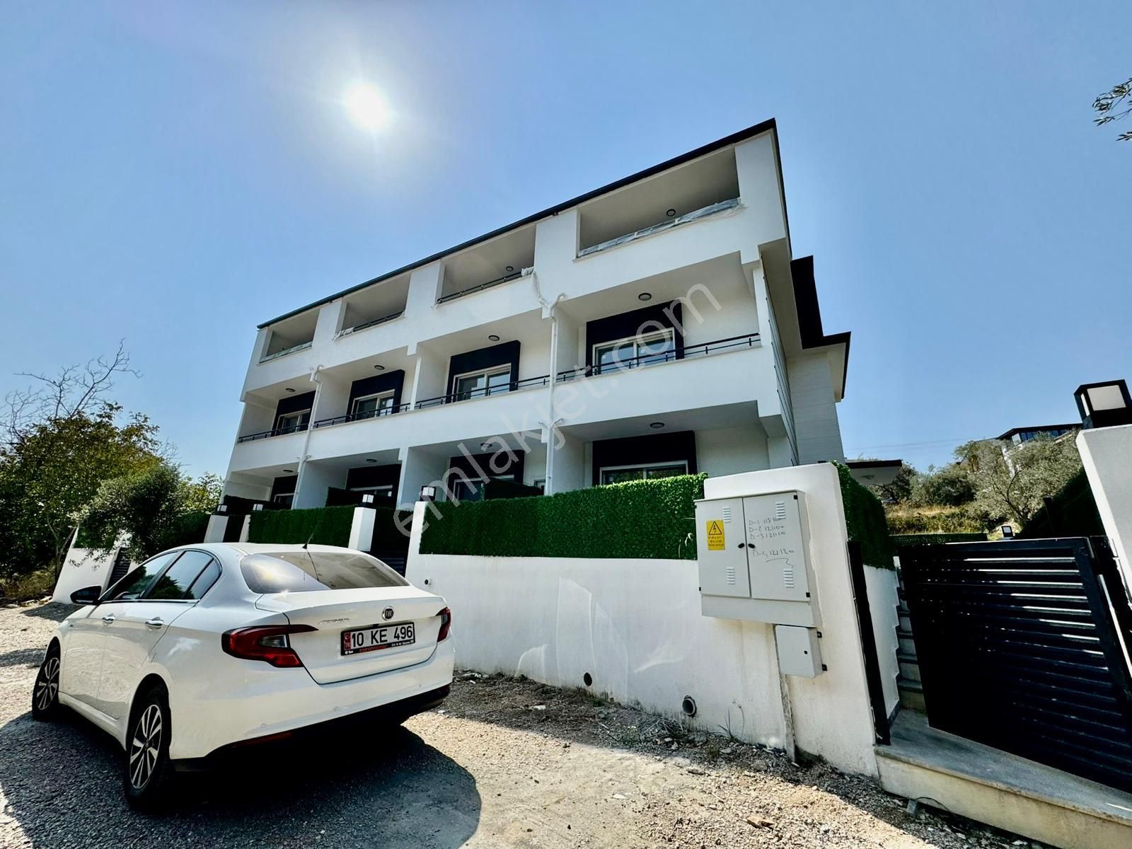 ▓karabuluttan▓güre'de Doğayla İç İçe Harika Sıfır Lüx 2+1 Satılık Müstakil