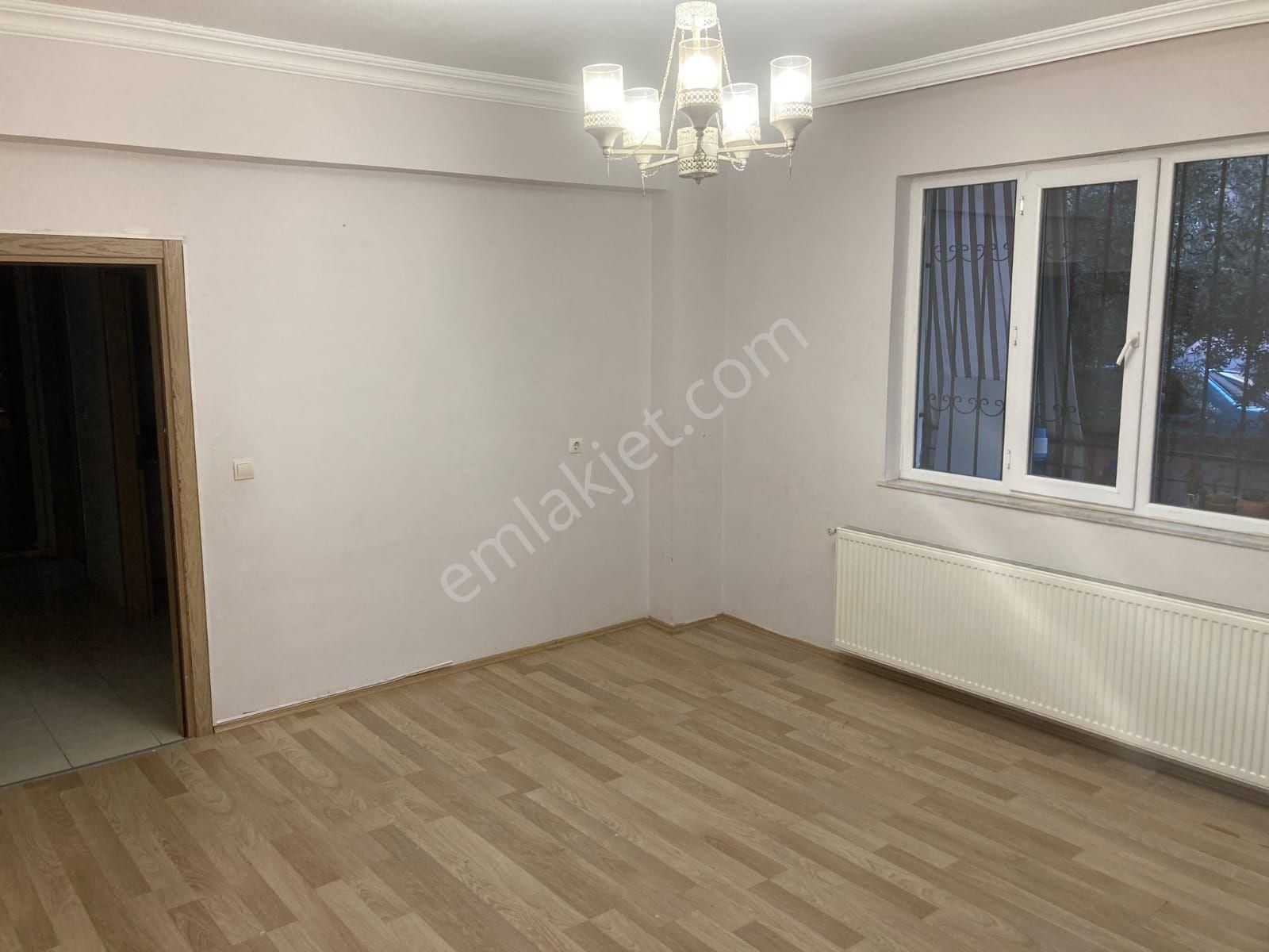 Ahatlı Mahallesi'nde Üniversiteye Yürüme Mesafesinde 2+1 Kat