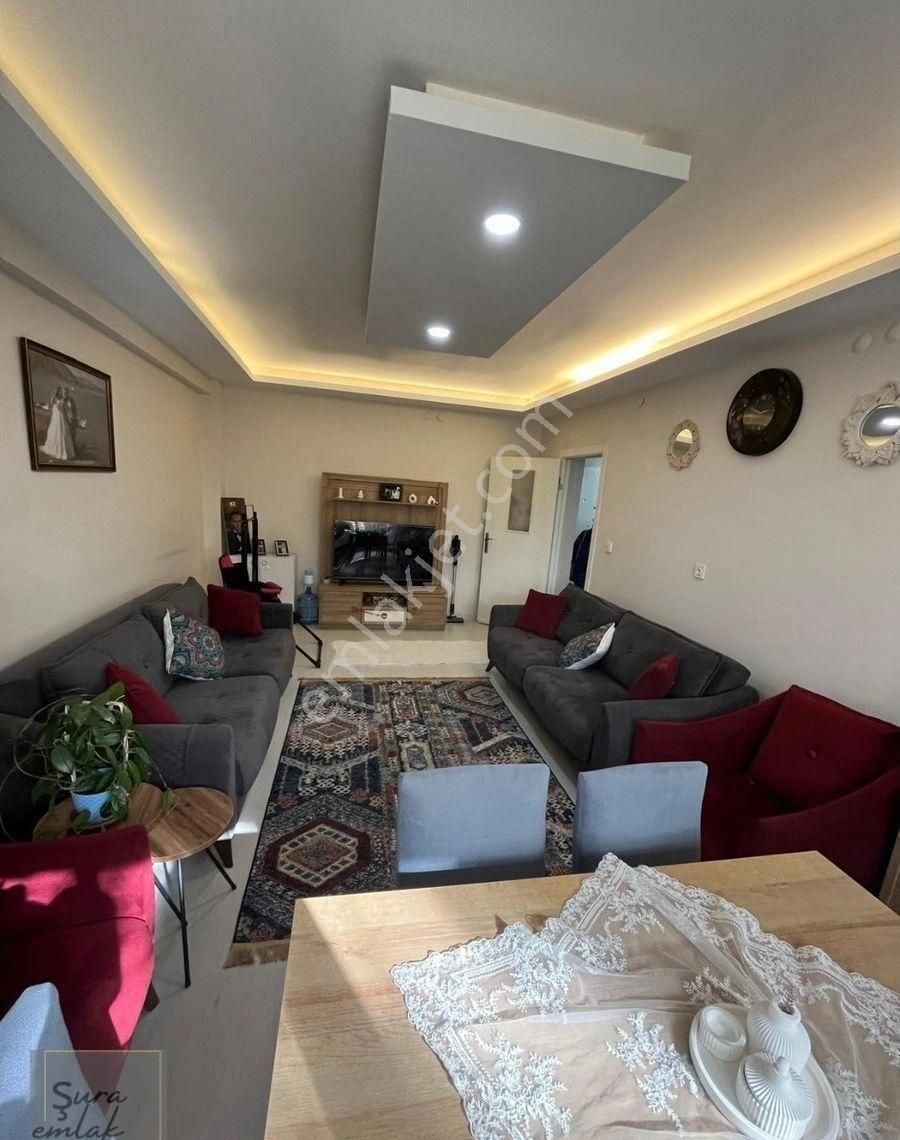 Ertaş Cad. Altı Kanalın Altı Satılık 2+1 Geniş Daire