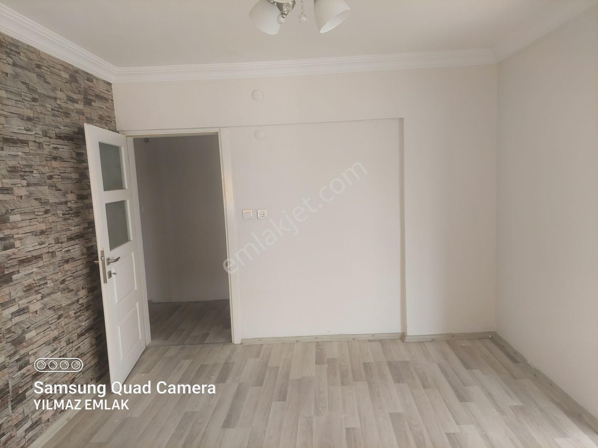 248 Yıldıztepe Mah .kanalyolu Altı Köşe Başı Doğalgazlı 7. Kat Kiralık Daire - Görsel 5