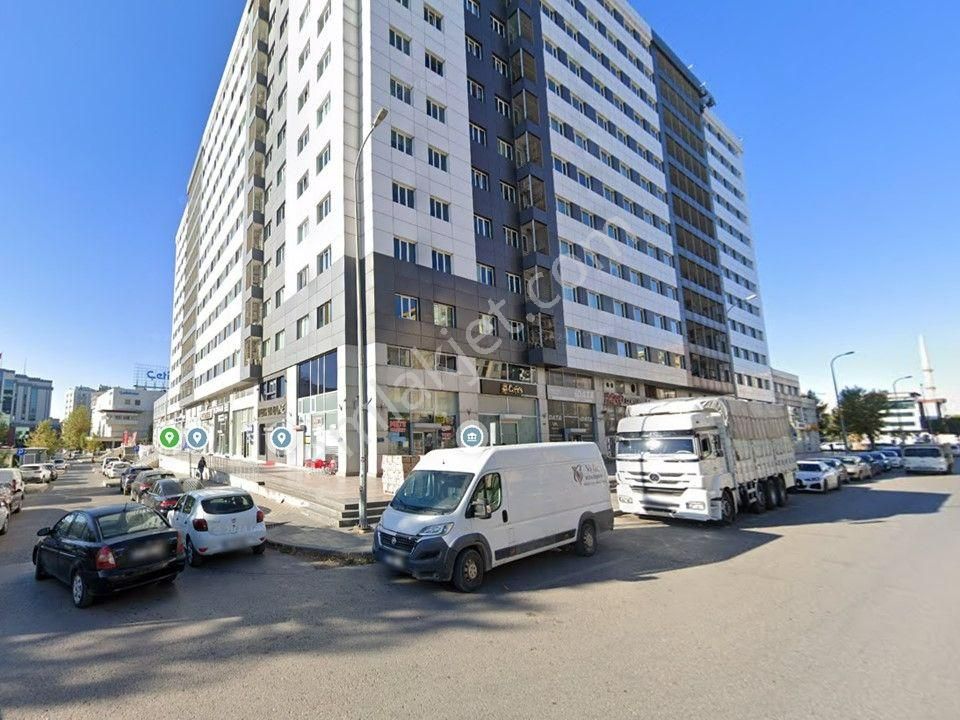 Repa Gayrimenkul Metin Özer'den Mücahitler Mah.de Kiralık Ofis