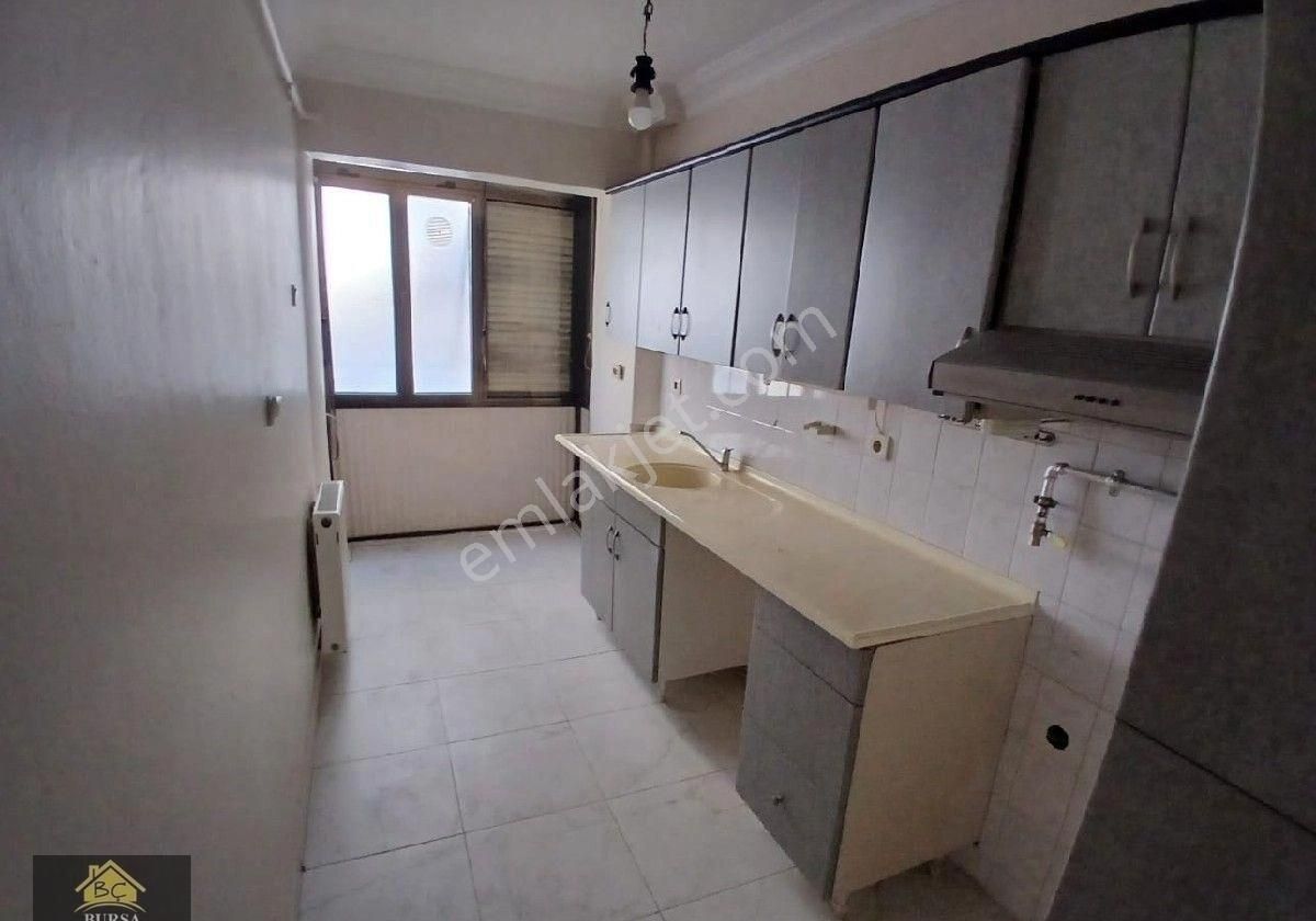 Bursa Yıldırım Yeşil De Arakat 120 M2 Kombili Daire