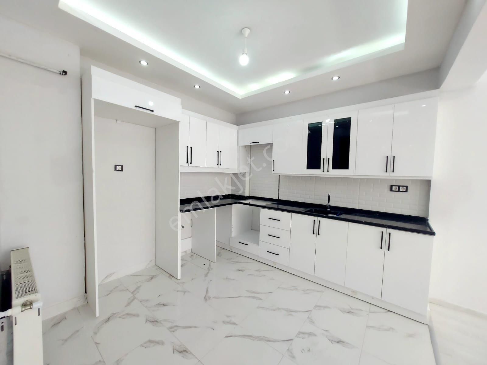 Furkan Emlaktan Çiftlik Mh 2.kat 3+1 120m2 İçi Full Yapılı Arakat Krediye Uygun Fırsat Daire