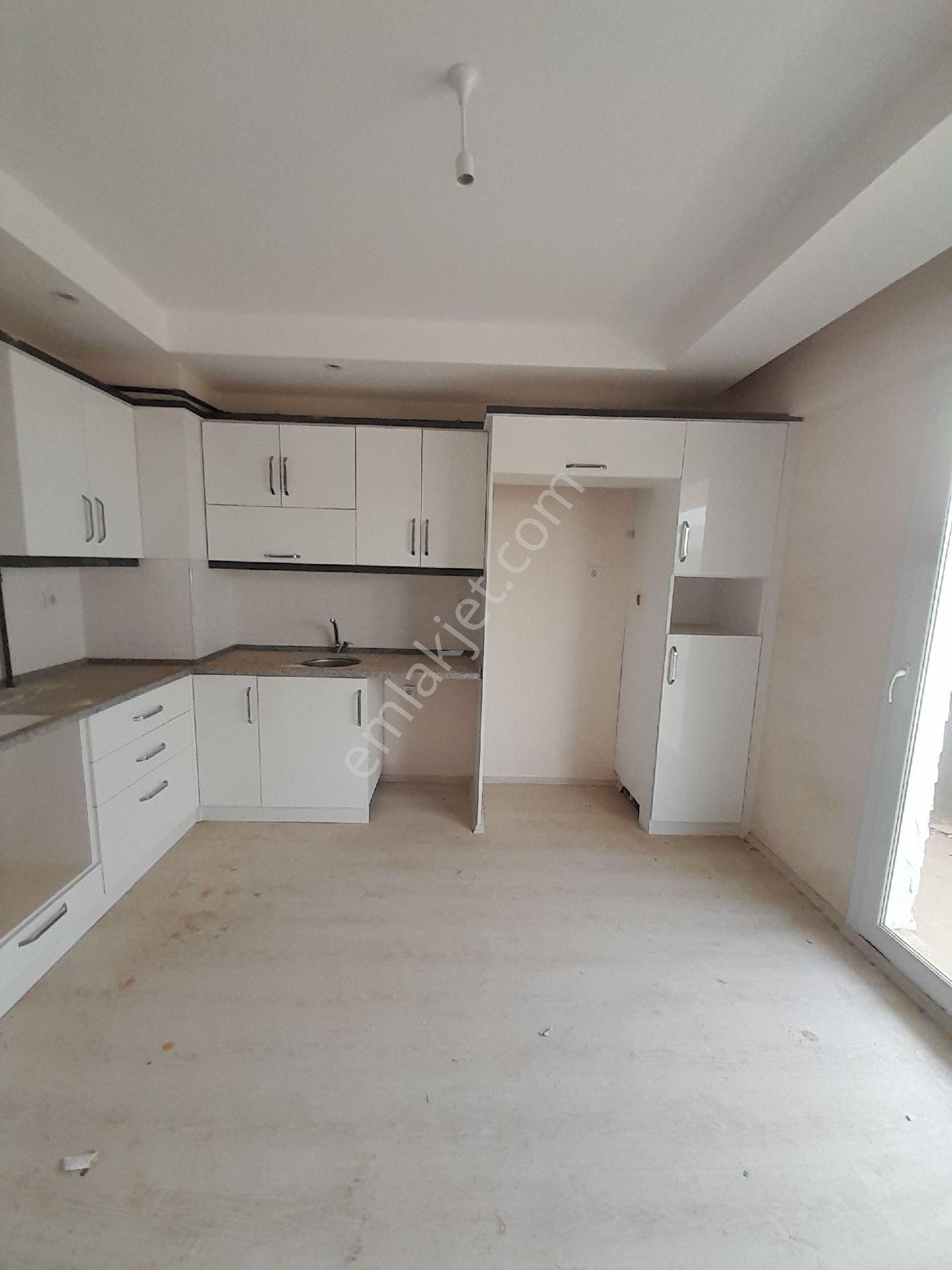 Yeşil Mahallede 3+1 Doğal Gazlı Site İçinde Kiralık Daire