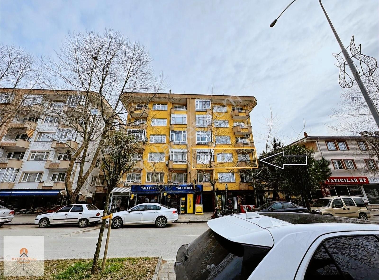 '' Plaj Merkezde 3+1 M.ayrı Arakat Geniş Daire Denize 400 M ''