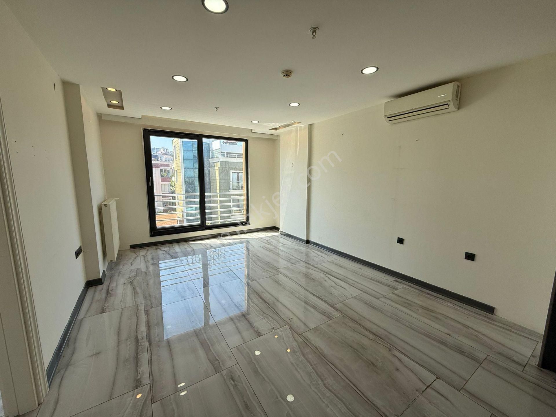 Denizevlerde Kiralık İşyeri