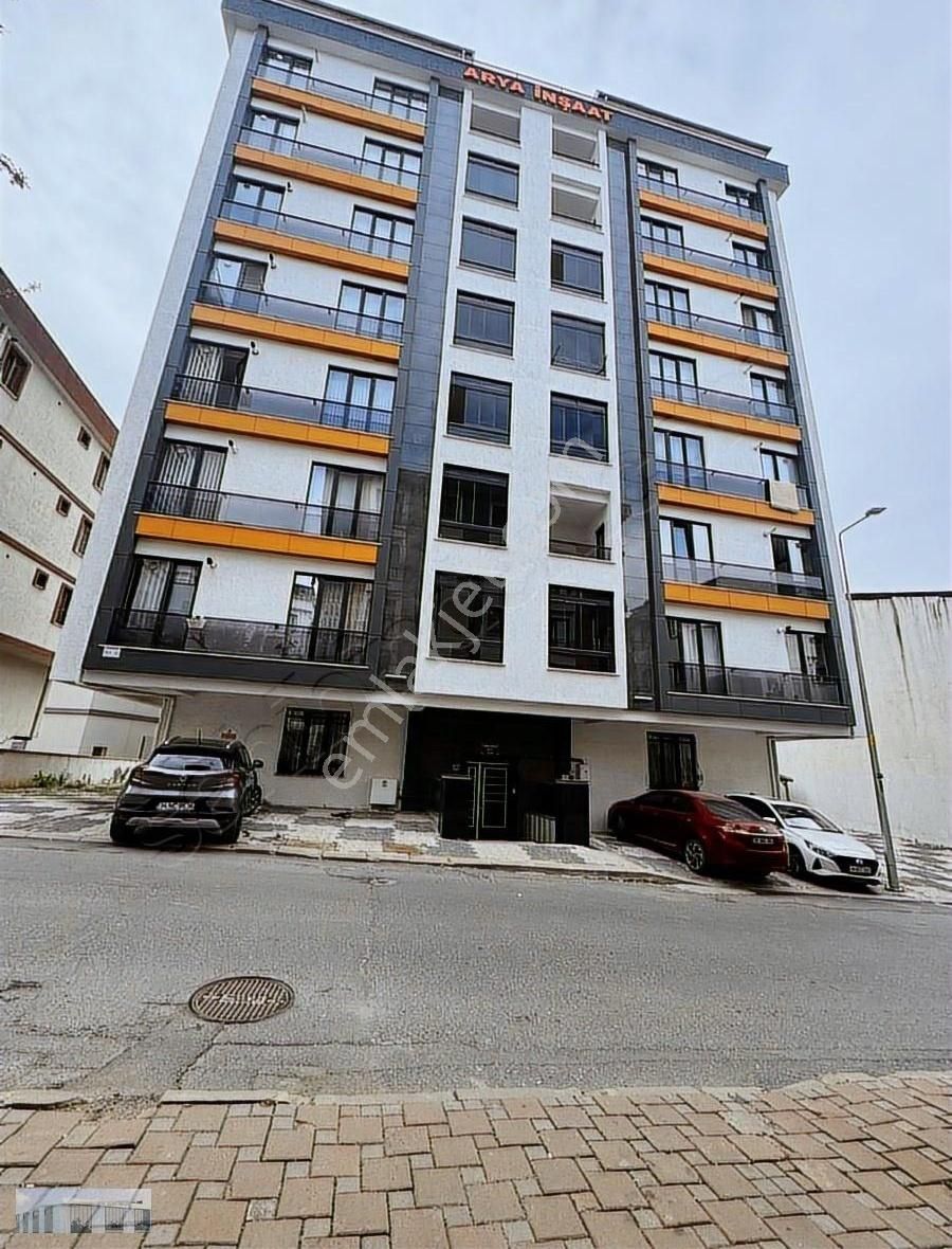 Çekmeköyde 5+2 Çatı Dubleksi 285 M2 Satılık Daire