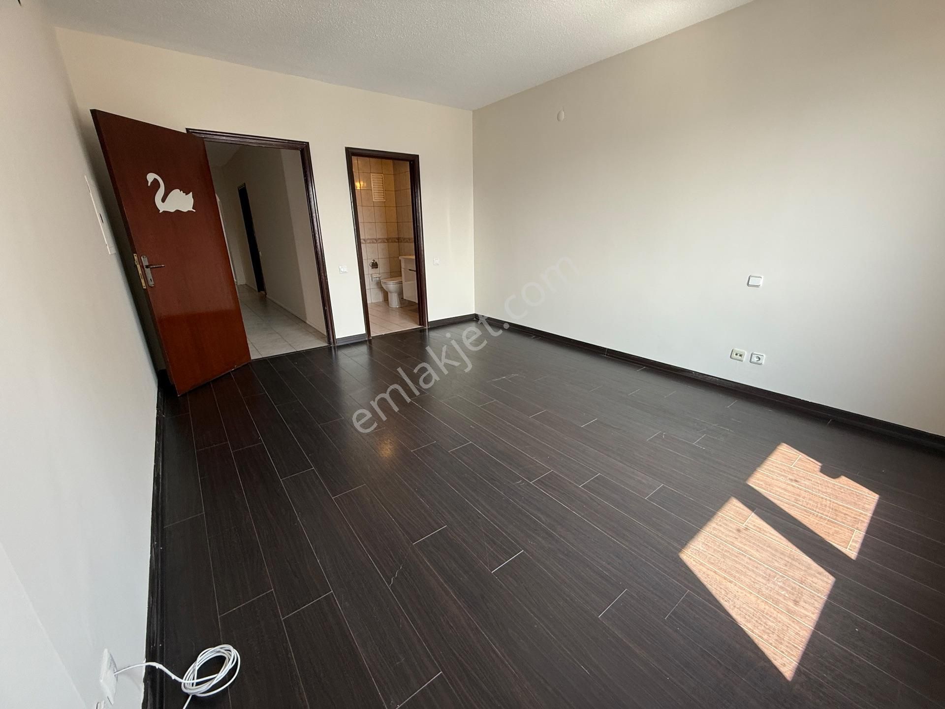 Mavişehir Kuğu Satılık 4+1 Daire Tüm Odalar Deniz Manzaralı Boş - Görsel 26