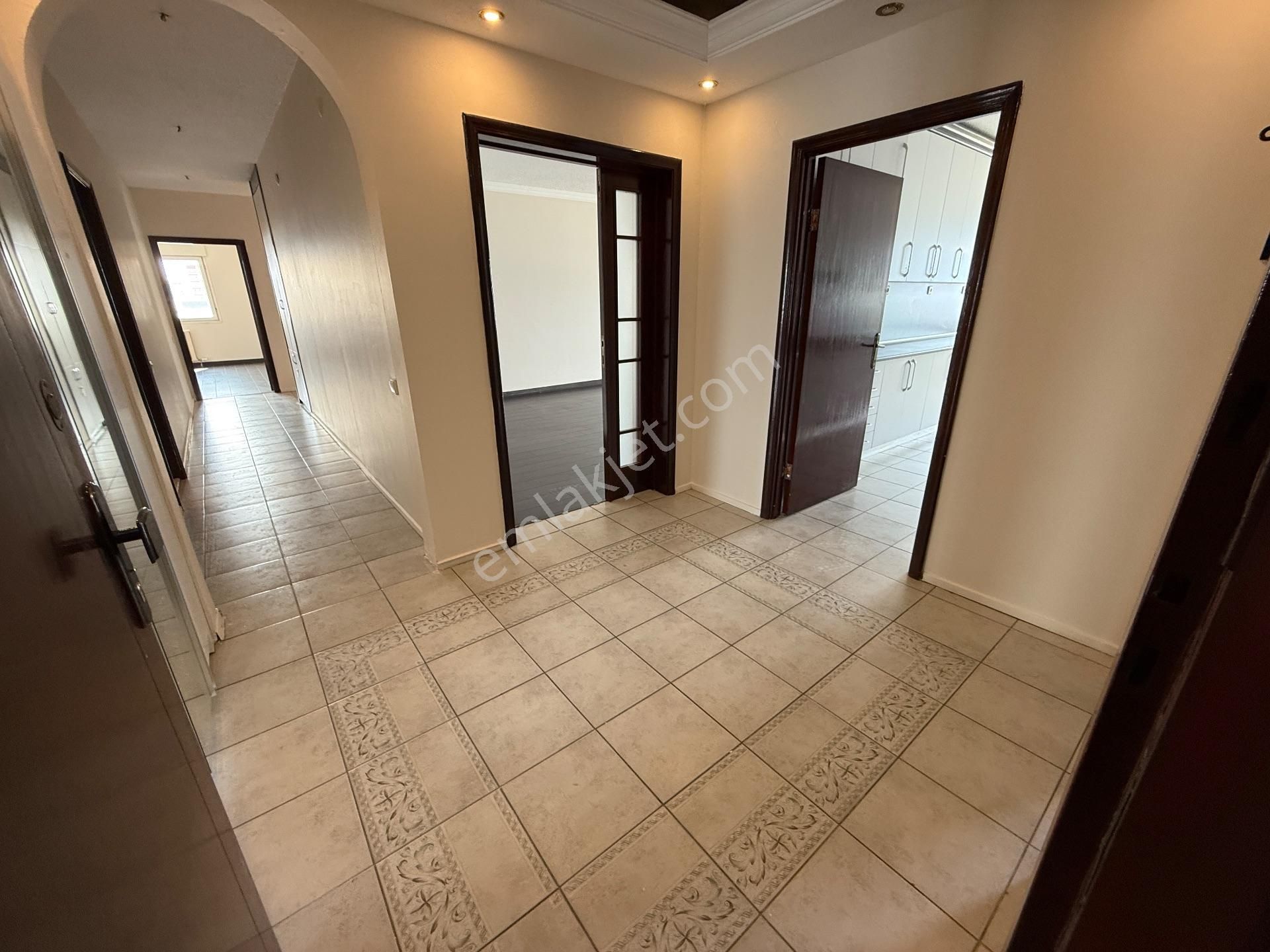 Mavişehir Kuğu Satılık 4+1 Daire Tüm Odalar Deniz Manzaralı Boş - Görsel 3