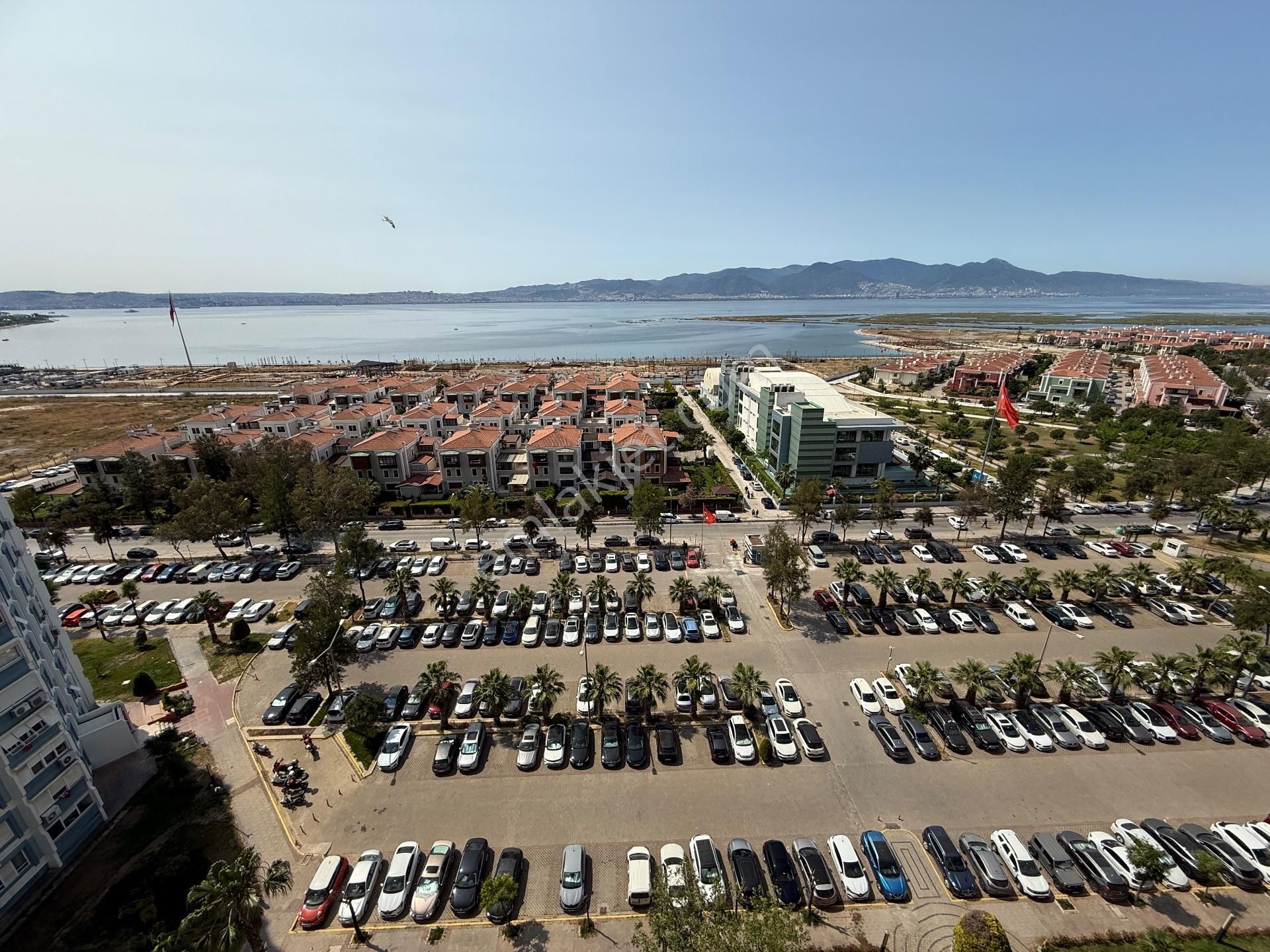 Mavişehir Kuğu Satılık 4+1 Daire Tüm Odalar Deniz Manzaralı Boş - Görsel 12