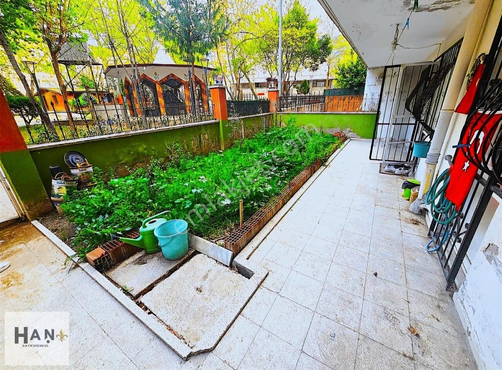 Yunusemre Merkezefendi İtfaiye Arkasında Bahçeli2+1fırsat Daire!