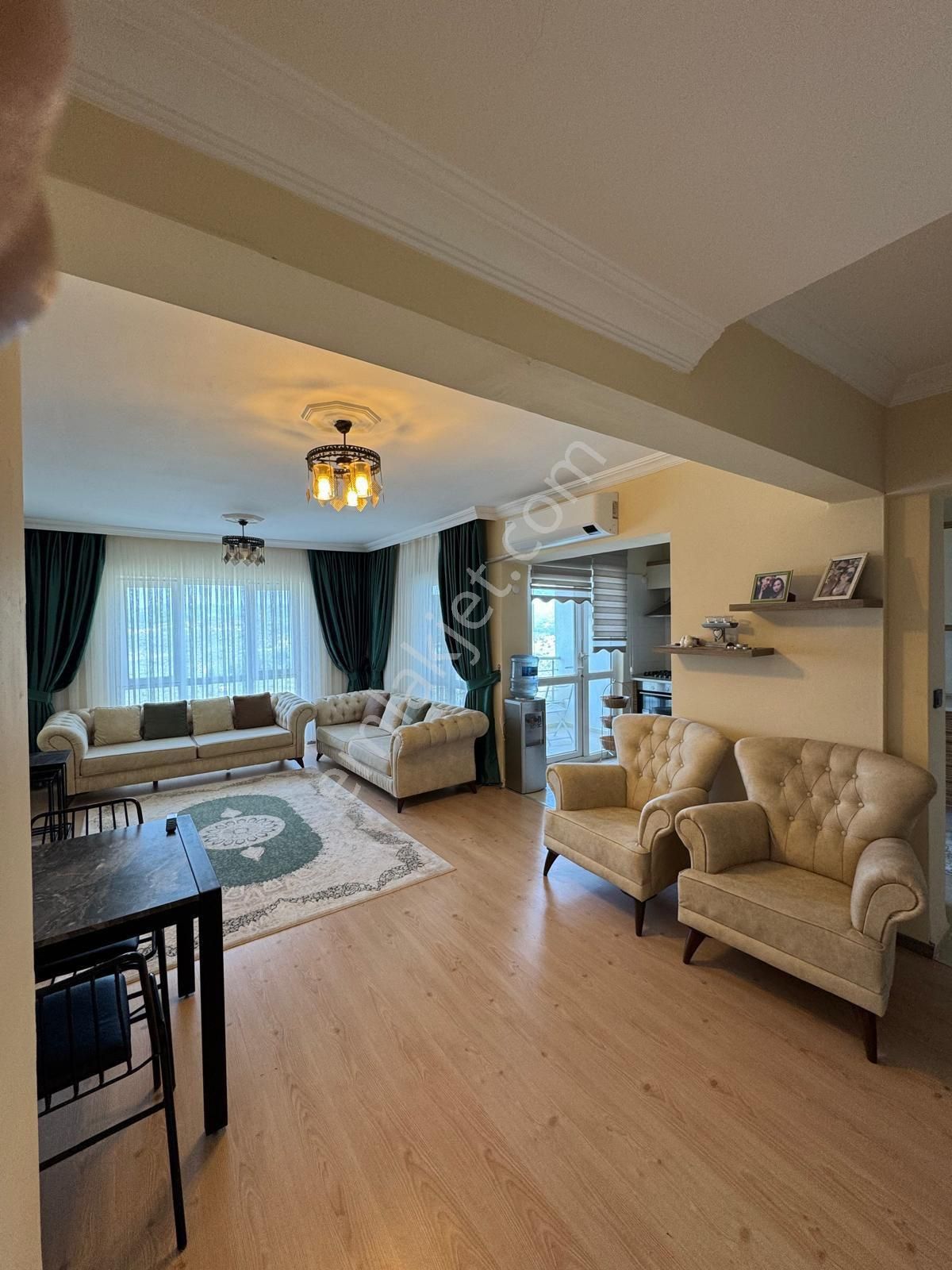 Doğa Manzaralı 2+1 Ara Kat Kuşadası