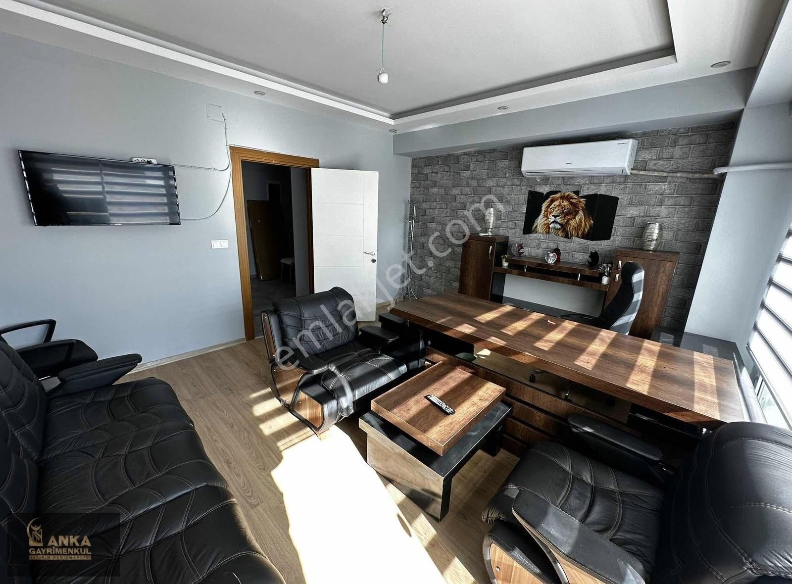 Ankadan Kiza İş Merkezinde 1+1 Full Eşyalı 51m2 Güney Cephe Ofis