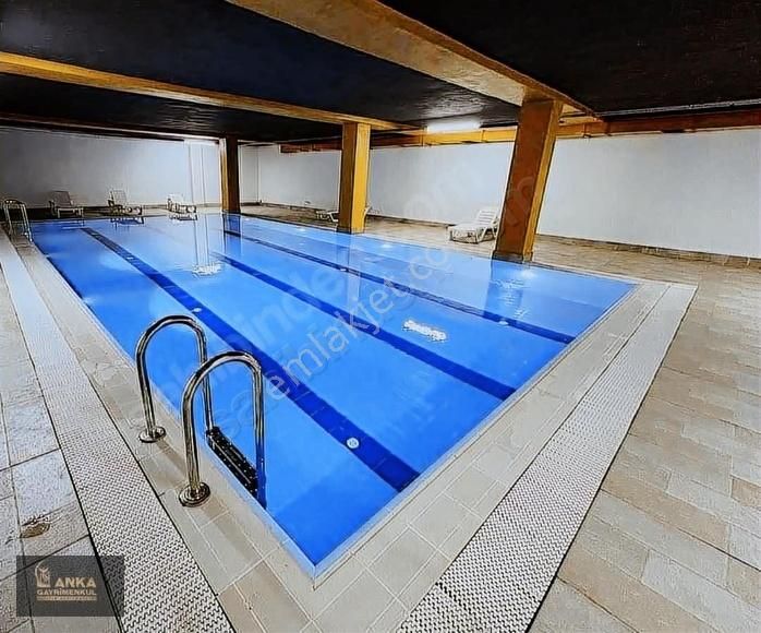 Anka'dan Real Kavşağında Full Sosyal Donatılı Sitede 2+1 Daire