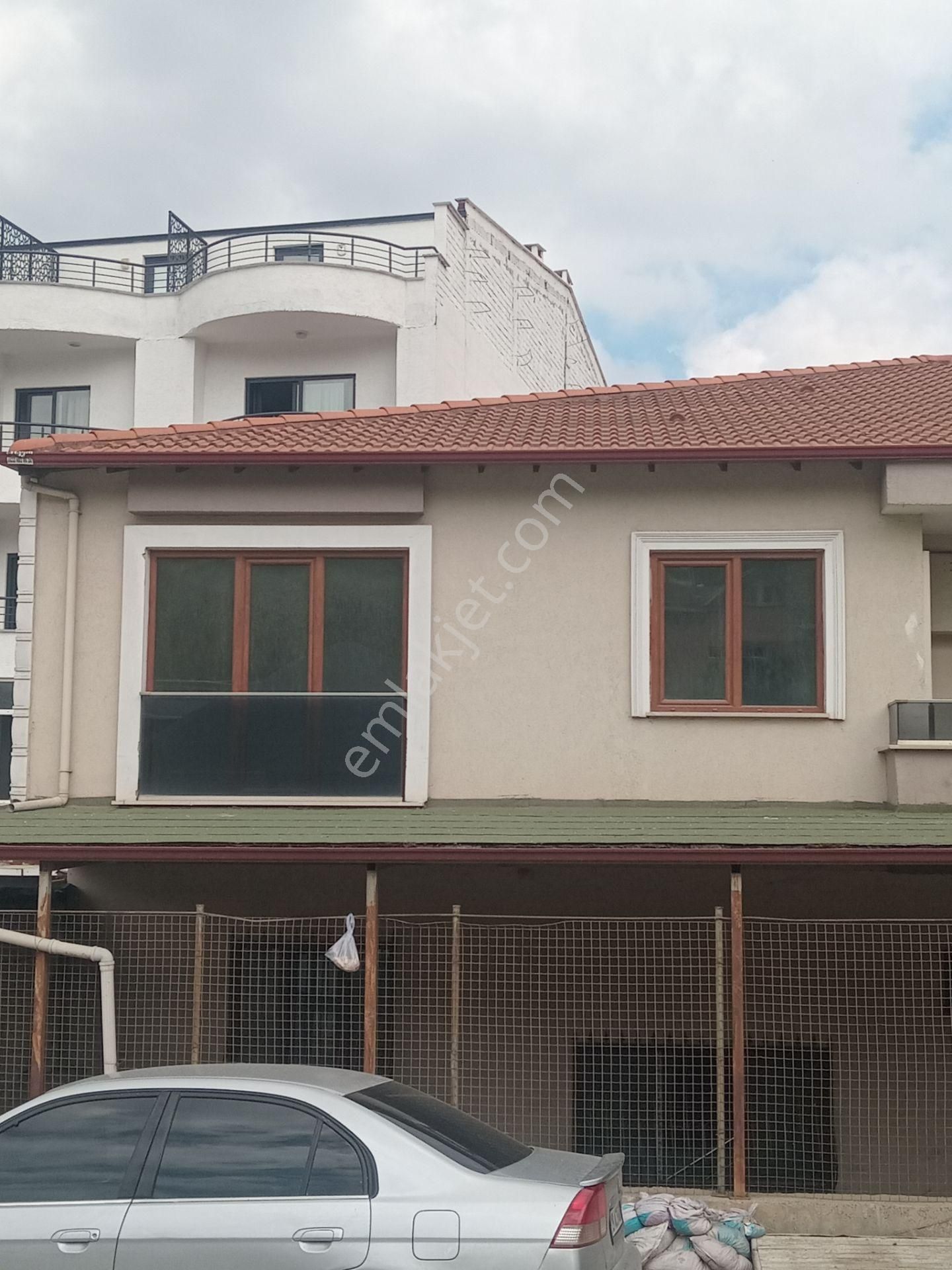 Yalova Altınova Tavşanlı'da Satılık Daire