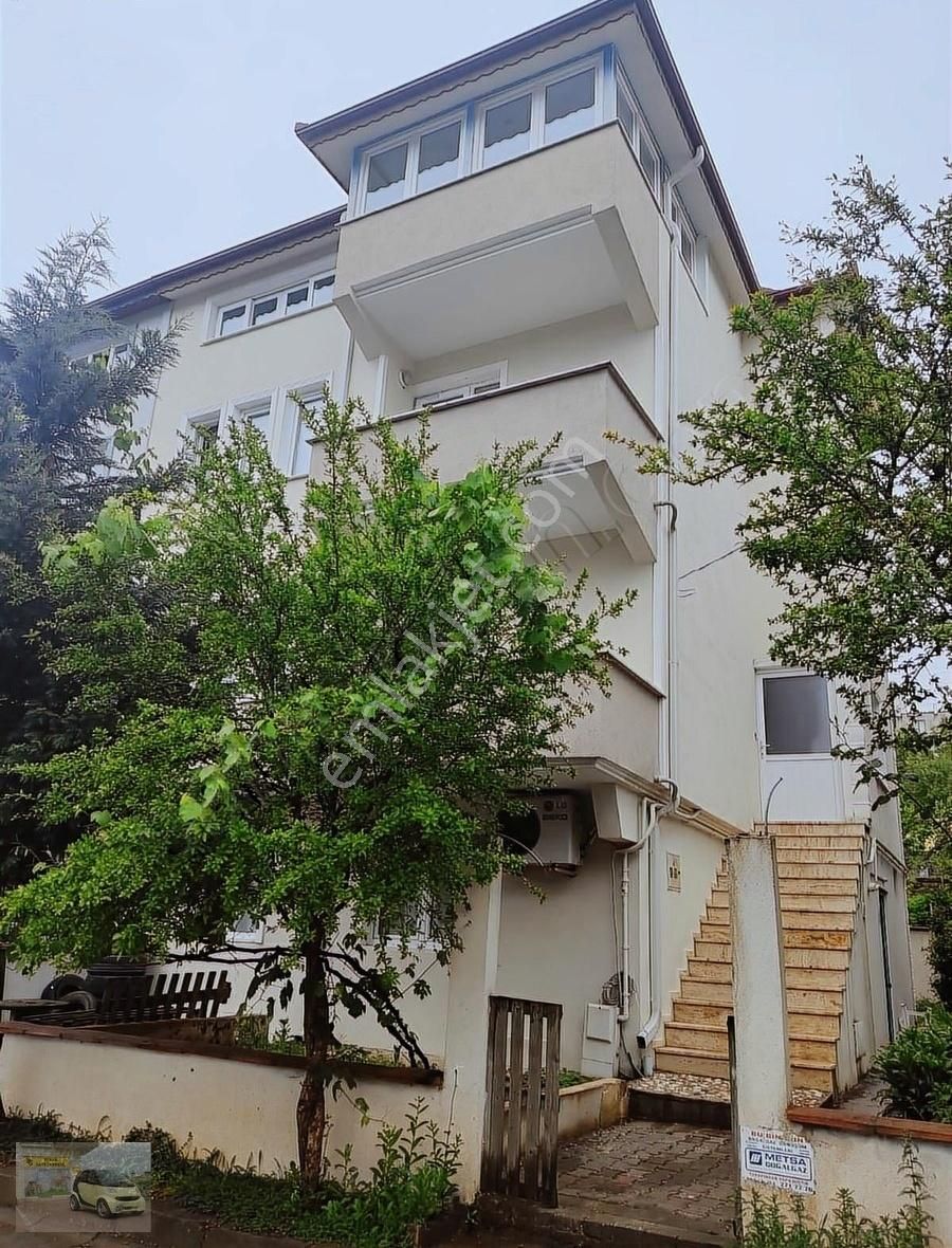 Beşköprüde Eşyalı Kiralık Daire......