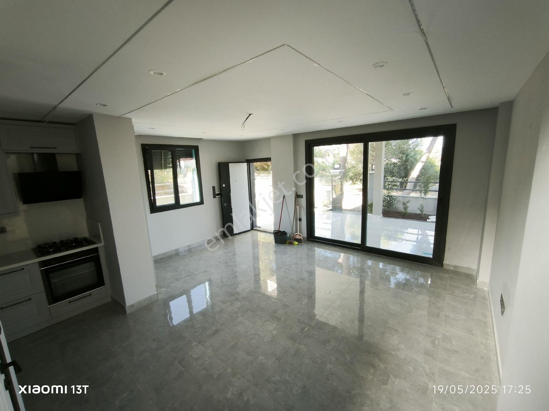 Seferihisar Atatürk Mahallesi'nde Tek Müstakil Villa - Görsel 12