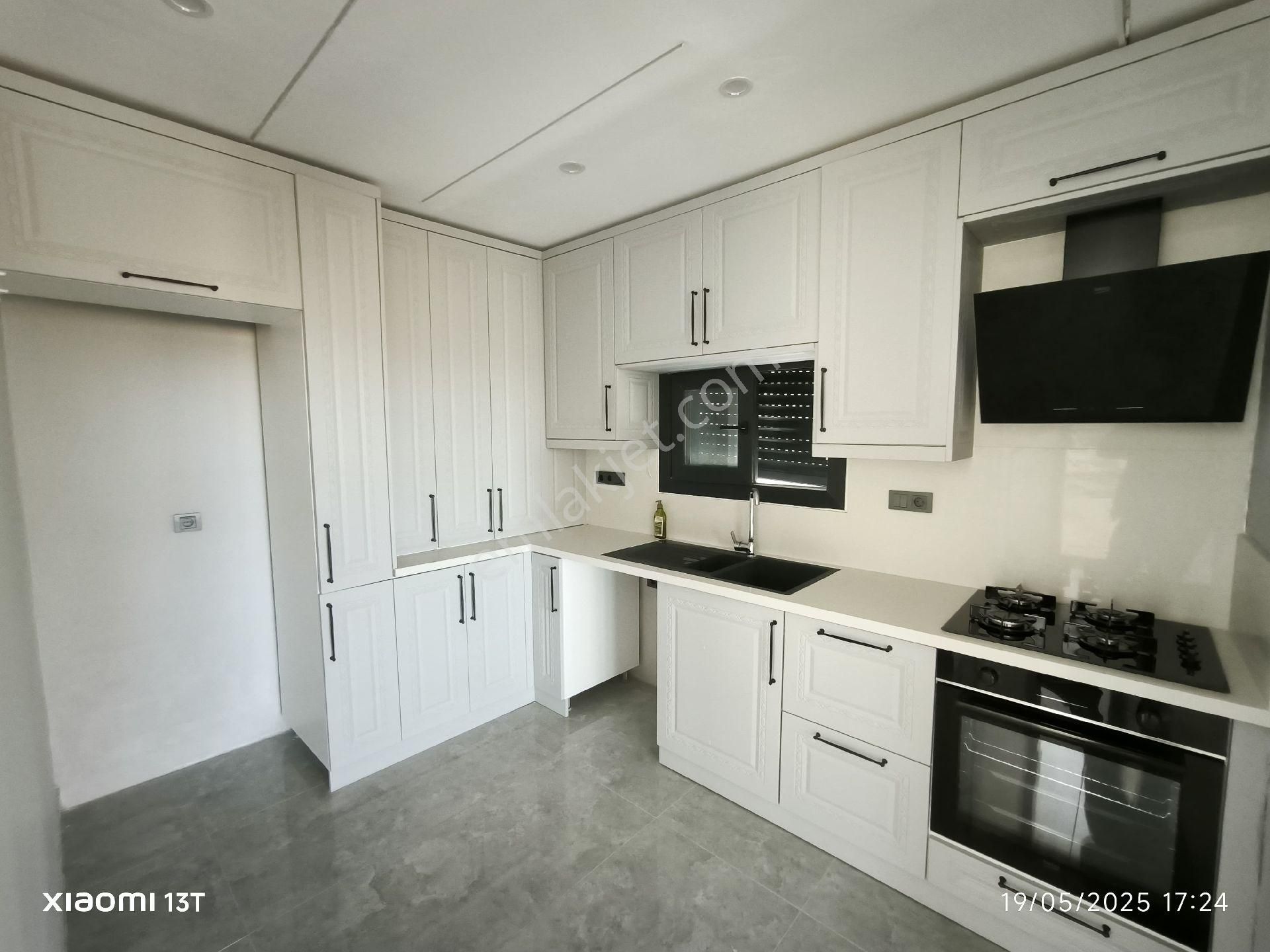 Seferihisar Atatürk Mahallesi'nde Tek Müstakil Villa - Görsel 8