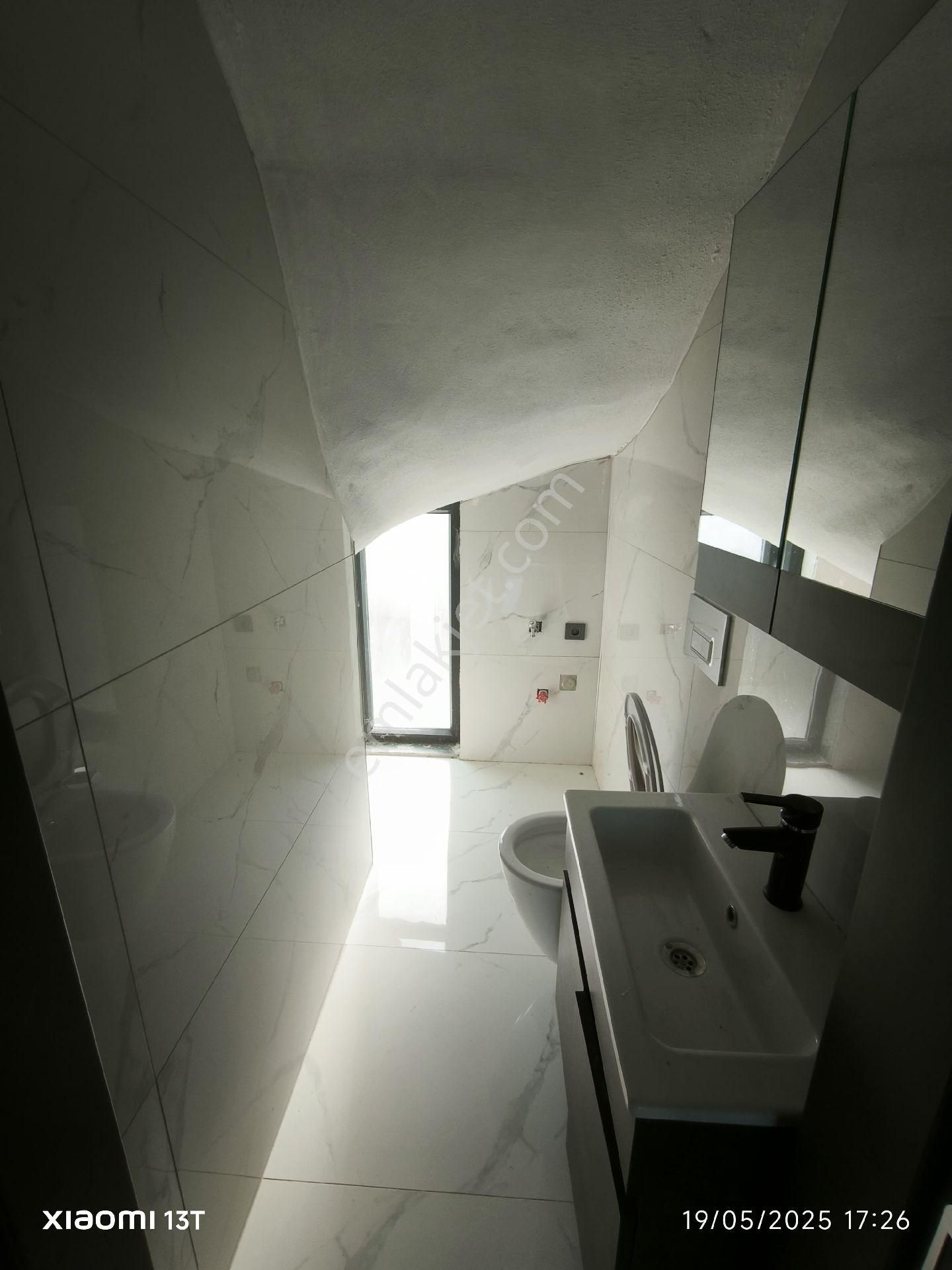 Seferihisar Atatürk Mahallesi'nde Tek Müstakil Villa - Görsel 11