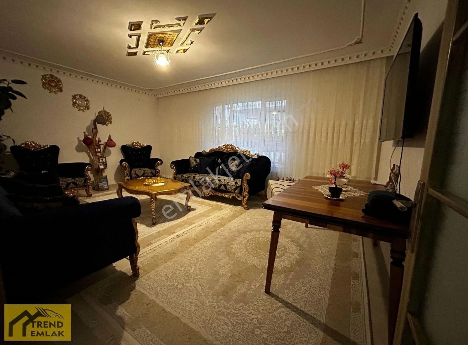 Trend'den Cadde Yakını Asansörlü+mantolamalı 3+1 Giriş Kat *****