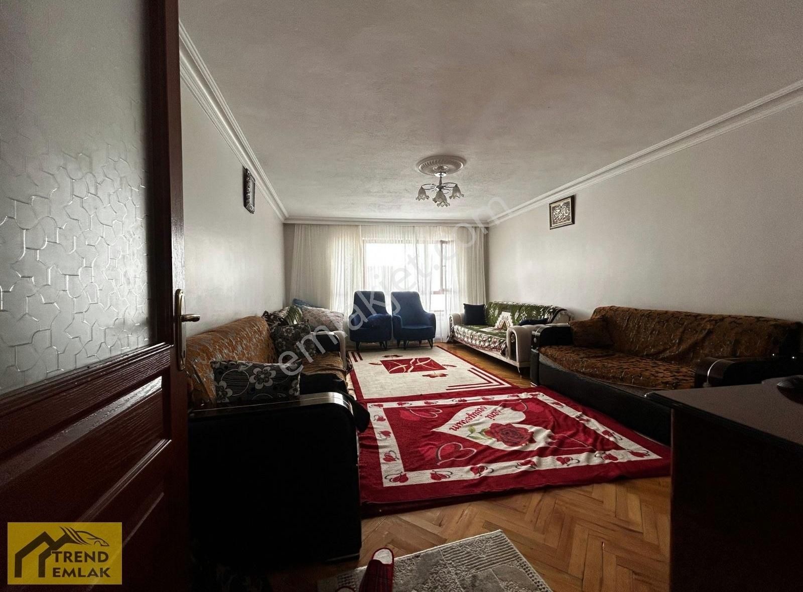 Trend'den Cadde Üzeri 3+1 Yüksek Kot Altı Daire Çift Balkon***