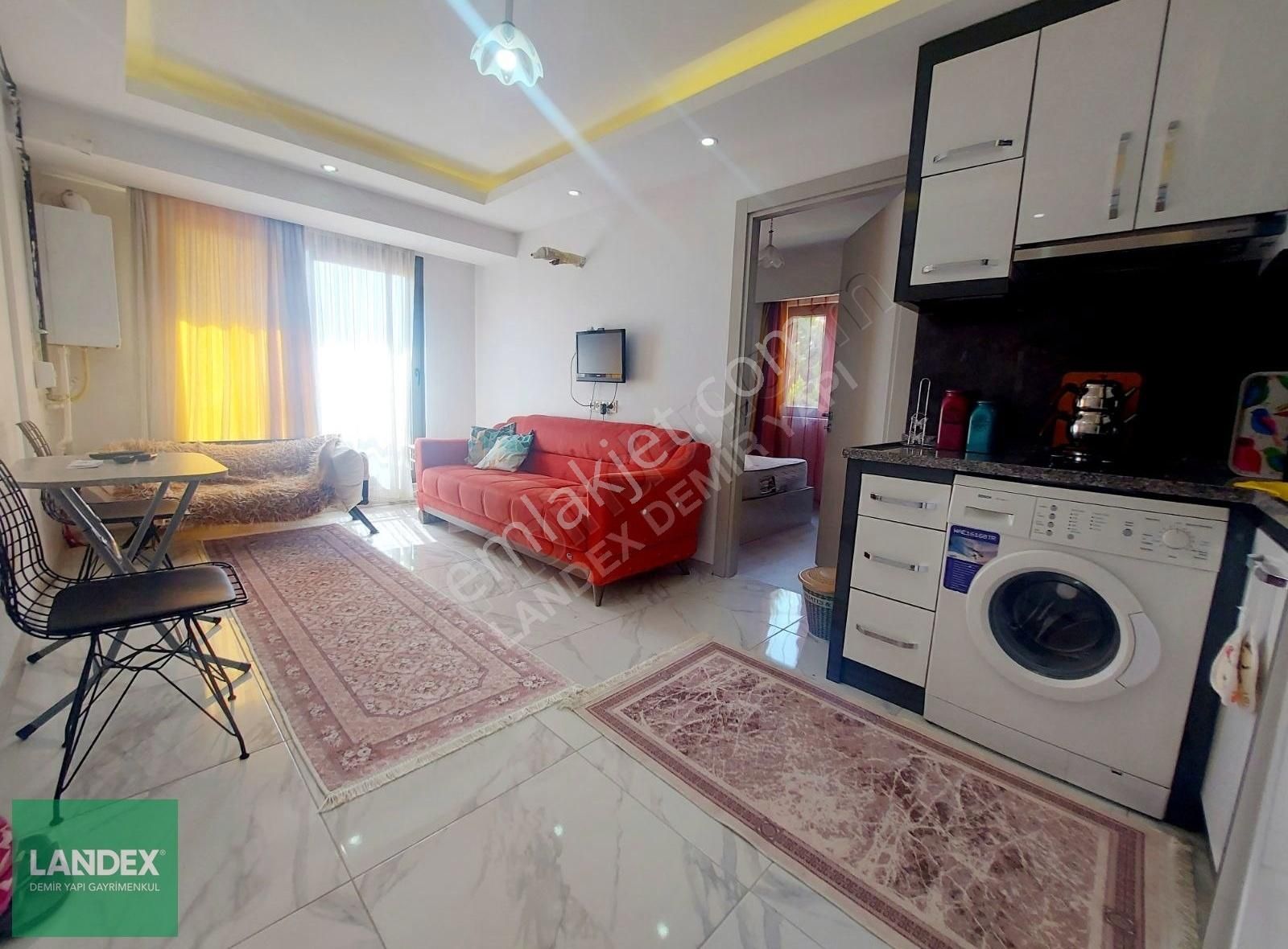 Adalet Mahallesin'de Ara Kat 1+1 Eşyalı Stüdyo Dairemiz