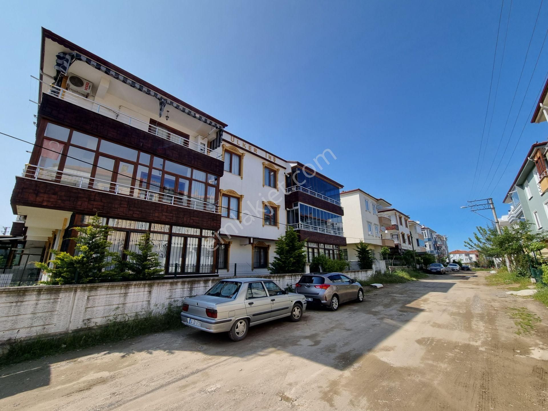 Karasu 32 Evler Kent Park Yanı Arakat Ayrı Mutfak Eşyalı 2+1