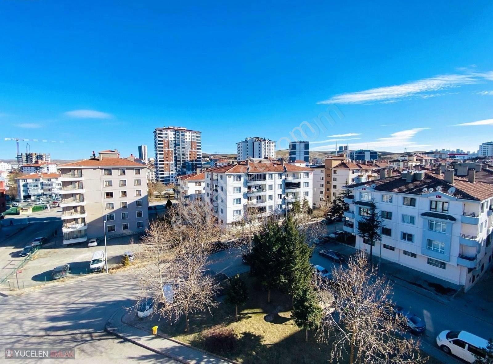 Yücelen Emlak'tan 5.kat/3+1 Asansörlü Güney Cephe