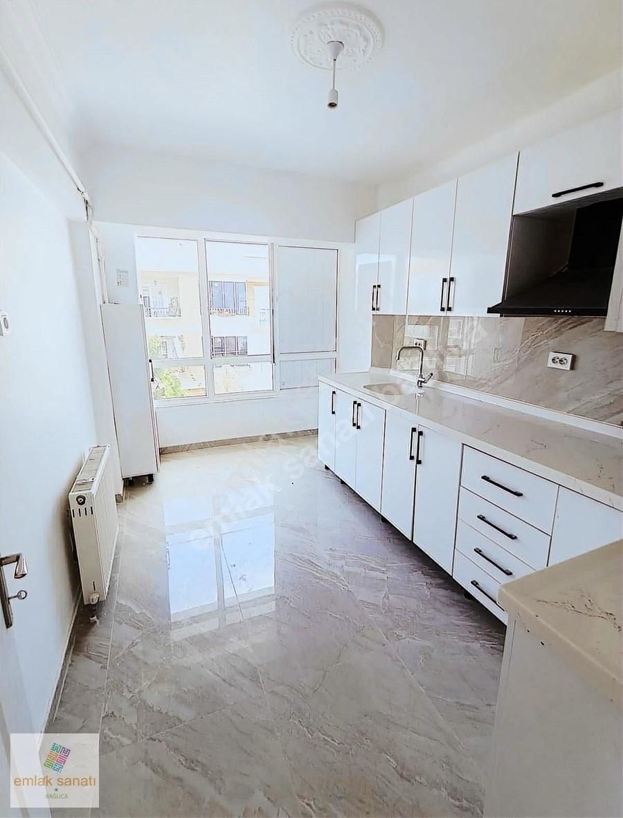 Sincan Pınarbaşı Mahallesinde 3+1 Satılık Daire
