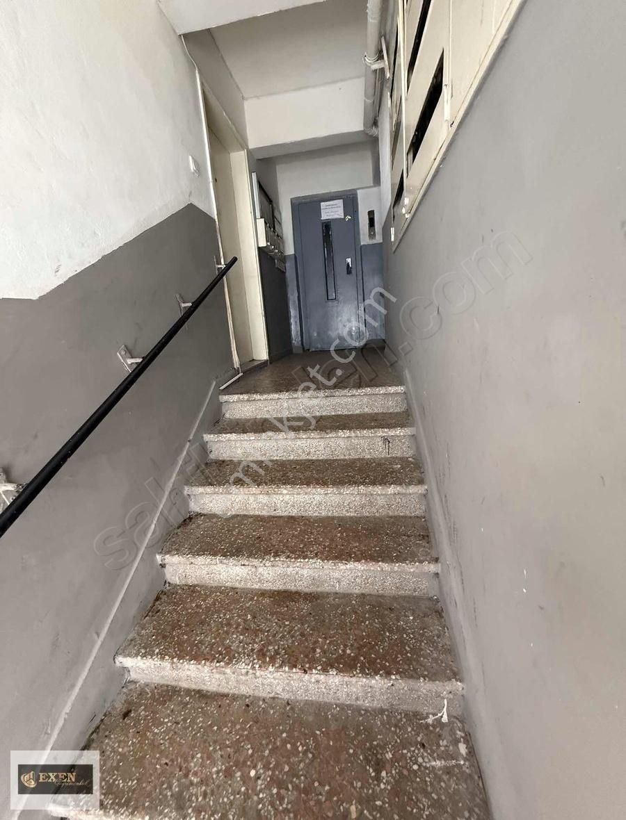 Hocahasanda Kent Meydanına Yakın Kiralık Kombili Balkonlu Daire