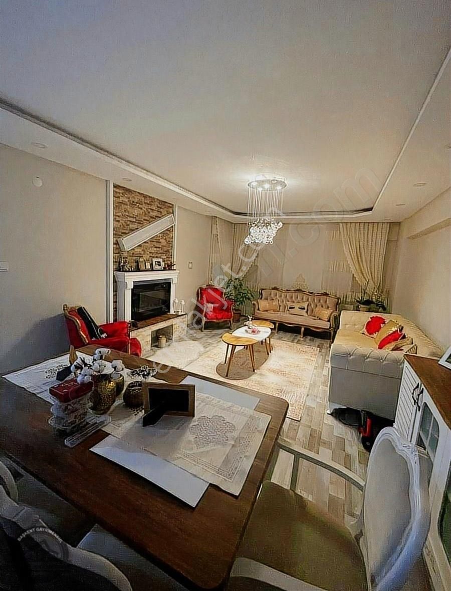 Esenlerde Satılık 3+1 Daire