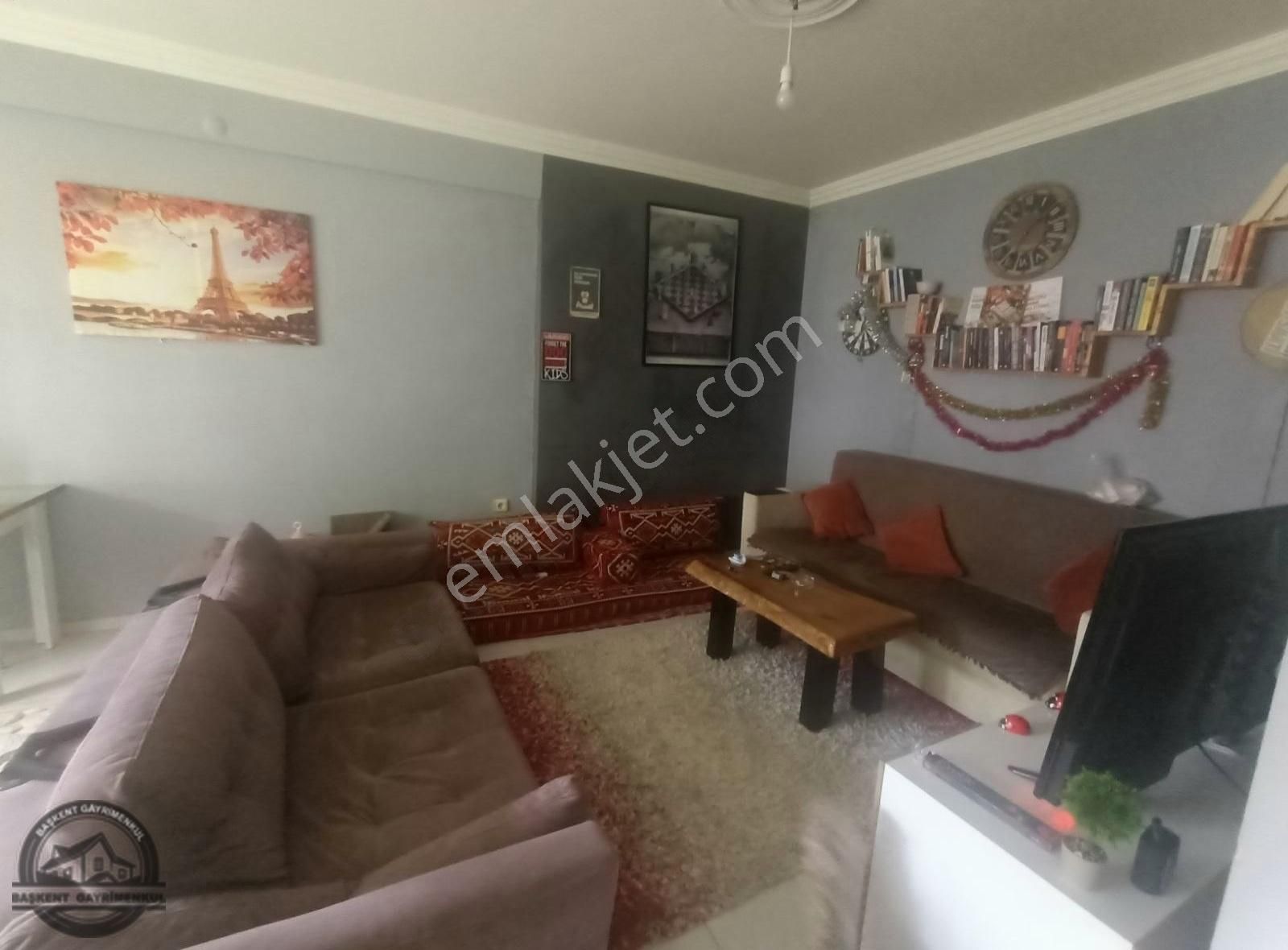 Çağdaşkent Sitesinde Satilik 2+1 Daire