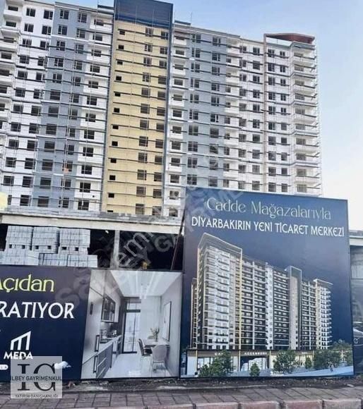 İlbey'den Krediye Uygun Amazon Meda'da Cadde Cephe Satılık 2+1