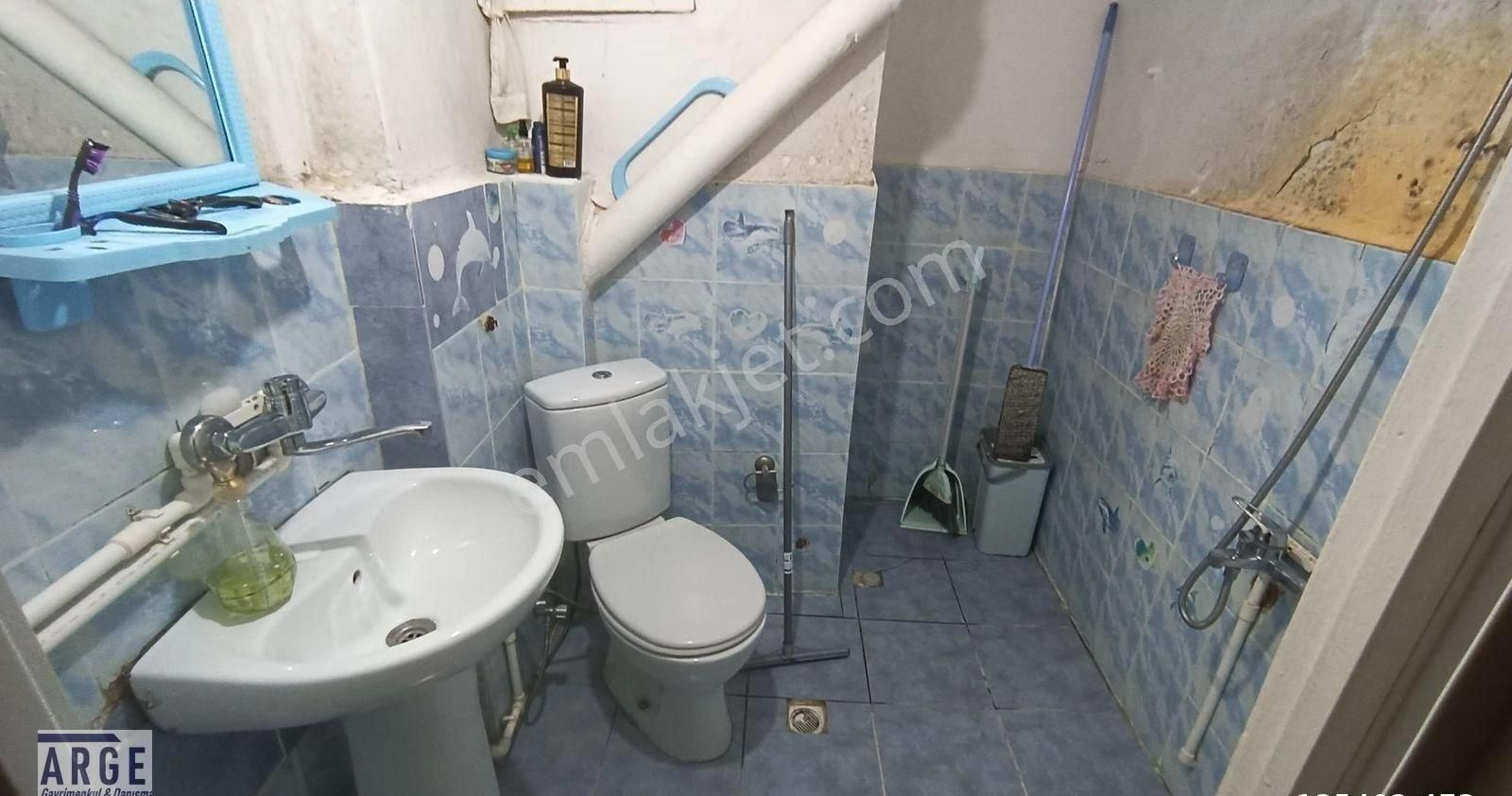 Atikali Mahallesi'nde Satılık 1 + 1 Daire