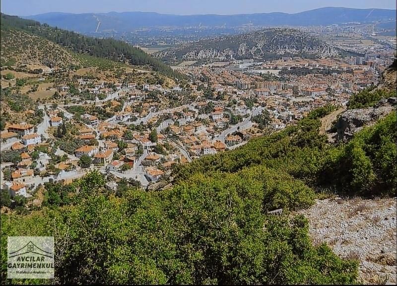 Muğla Menteşe'de İki Katlı Ev Üzerinde Kelepir Arsa