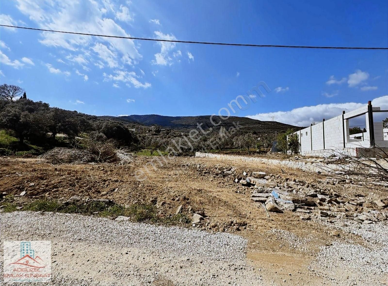 Adıgüzel'den Yeniköy'de 500 M2 2 Kat İmarlı Arsa